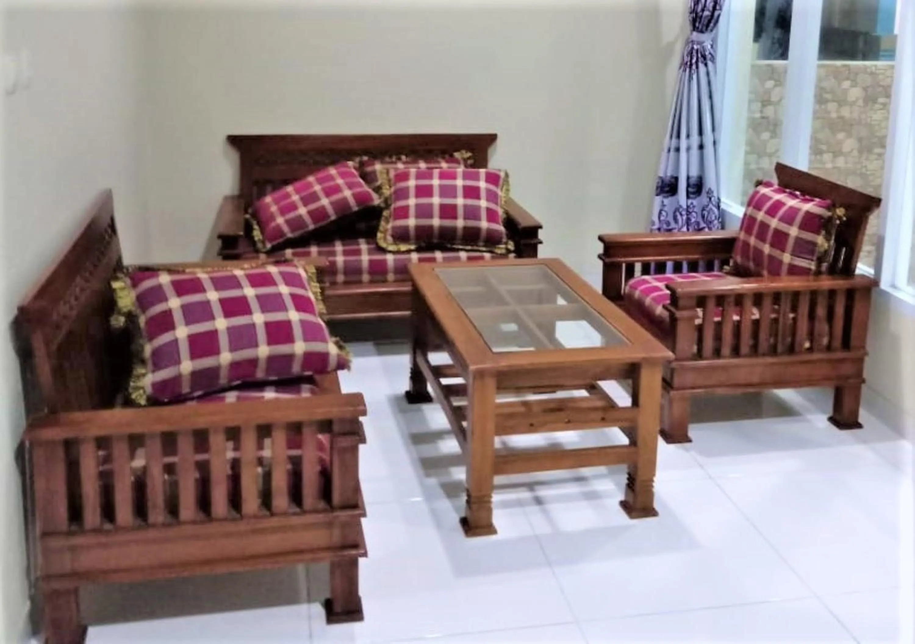 Living room, Bed in Hotel Abad Baru 1