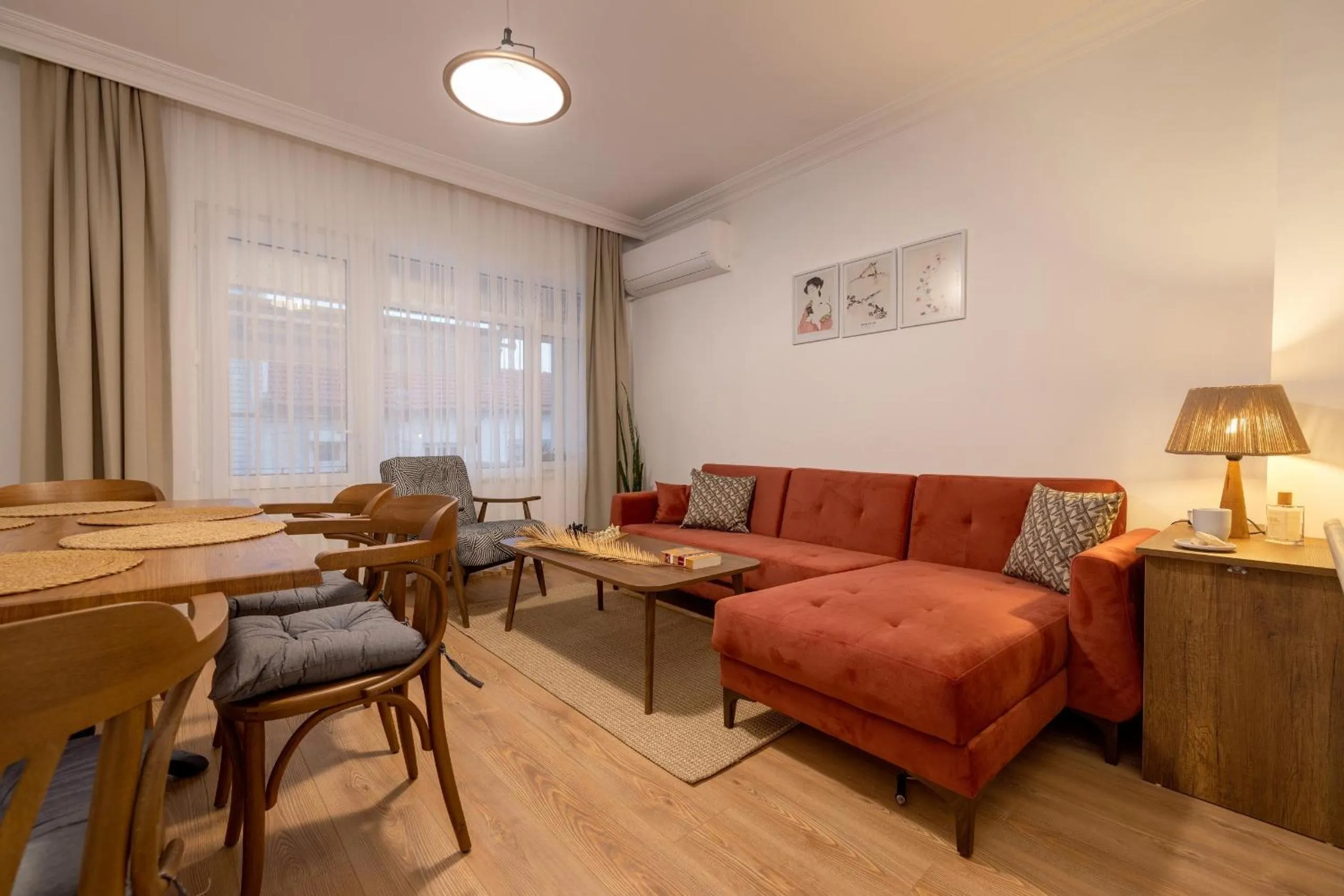 Living room in Gurel Garden House