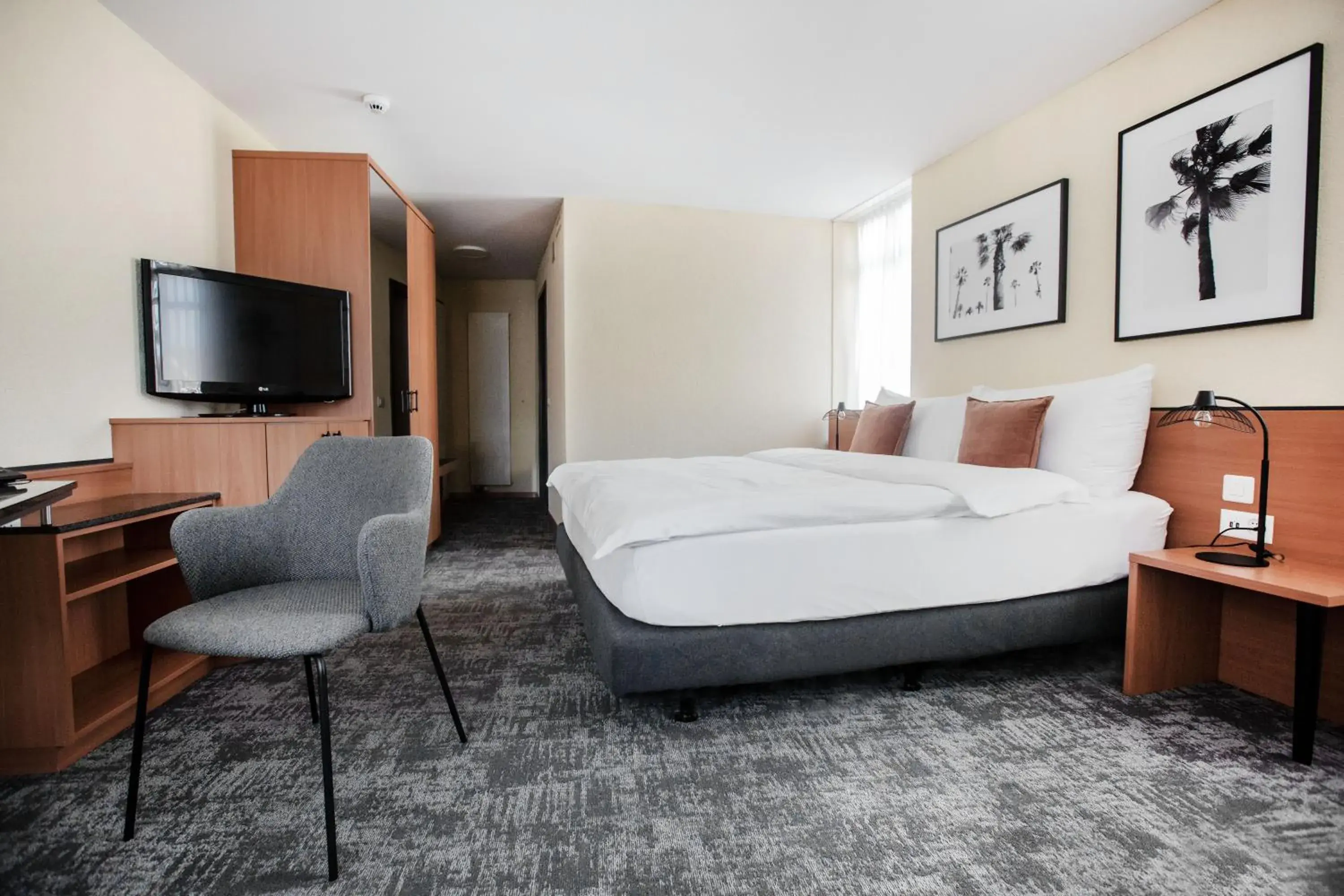 Economy Double Room with City View in HOTEL ENGEL LIESTAL - Business & Lifestyle Economy Double Room with City View in HOTEL ENGEL LIESTAL - Business & Lifestyle