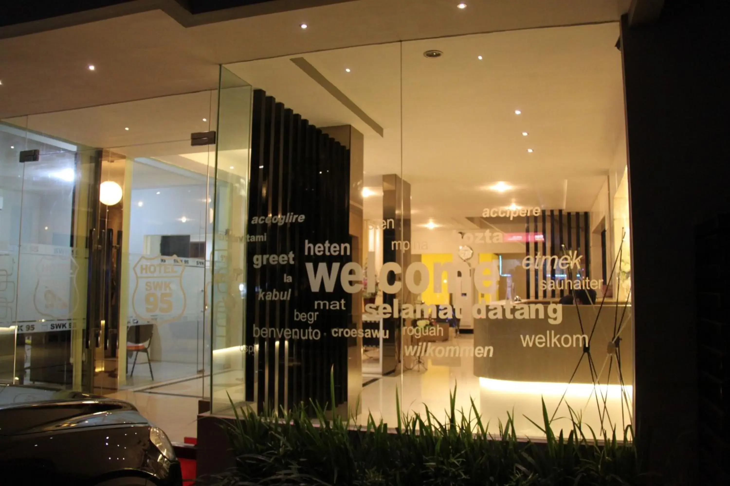 Facade/entrance in SWK 95 Hotel Facade/entrance in SWK 95 Hotel