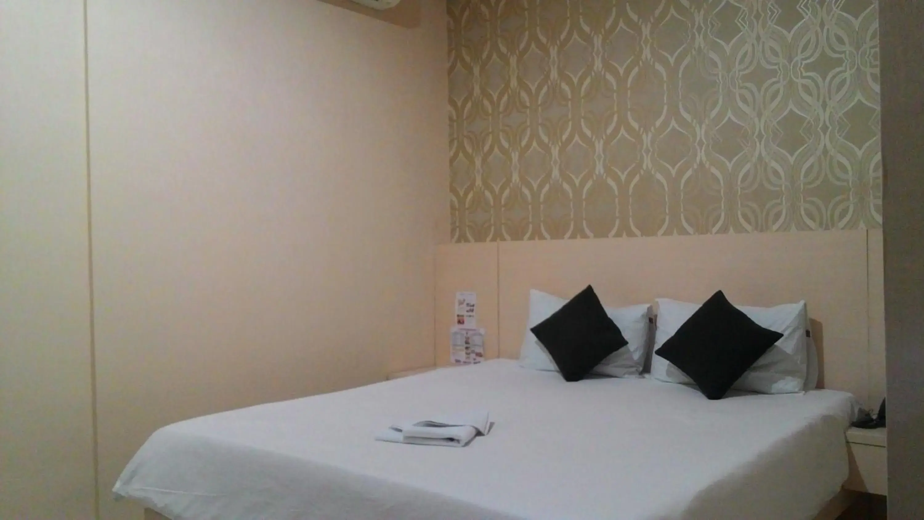 Bed in SWK 95 Hotel Bed in SWK 95 Hotel