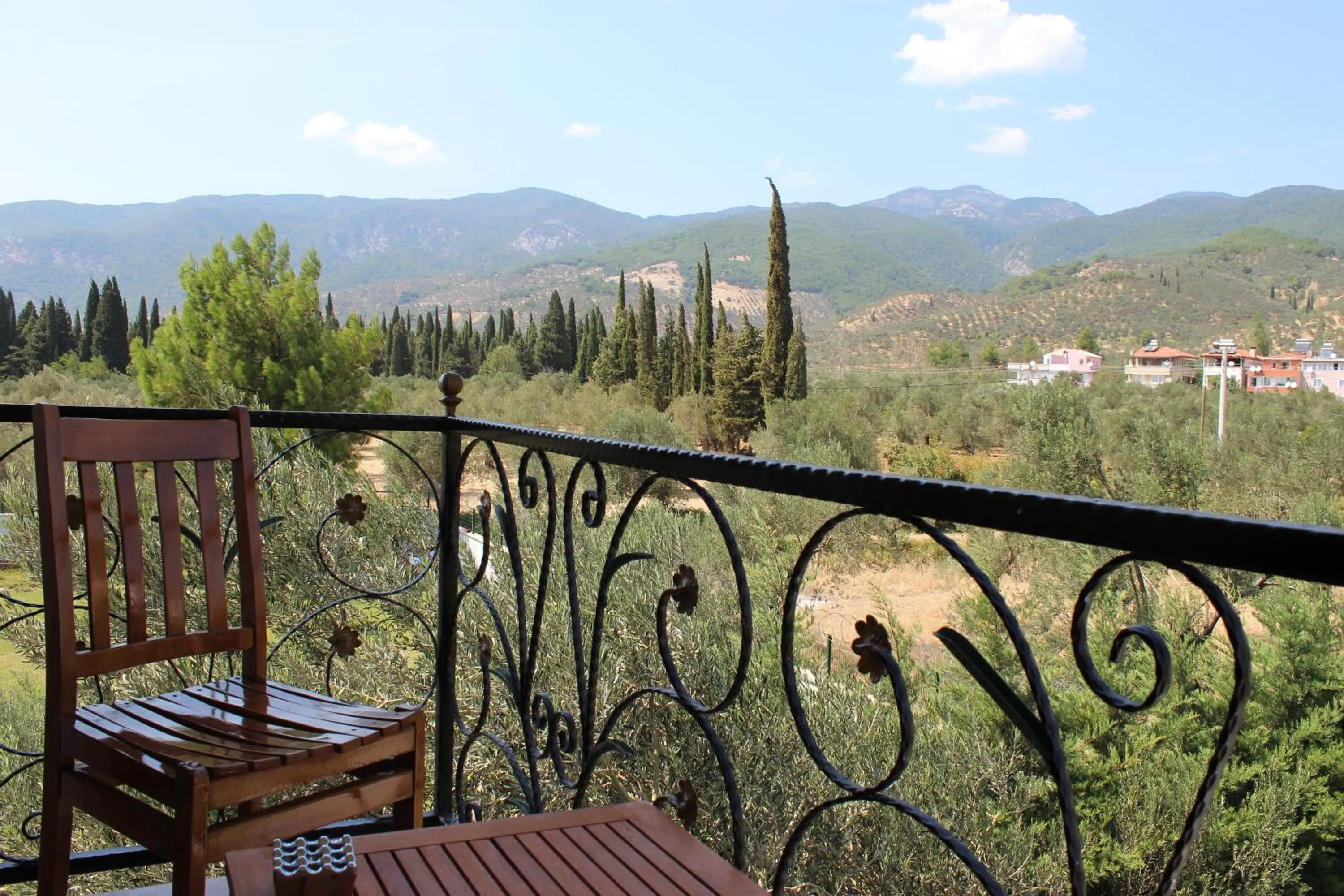 Balcony/Terrace in Kazdaglari Ida Natura Bungalov Hotel