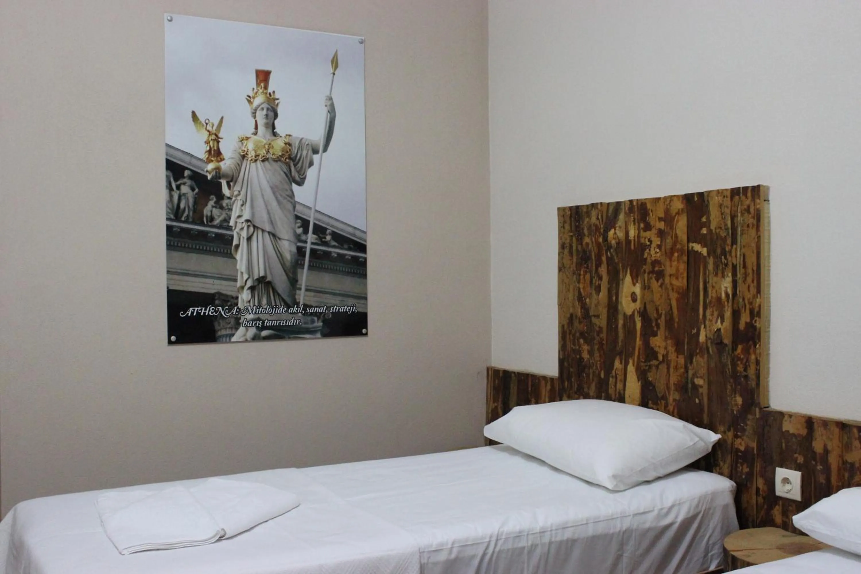 Photo of the whole room, Bed in Kazdaglari Ida Natura Bungalov Hotel