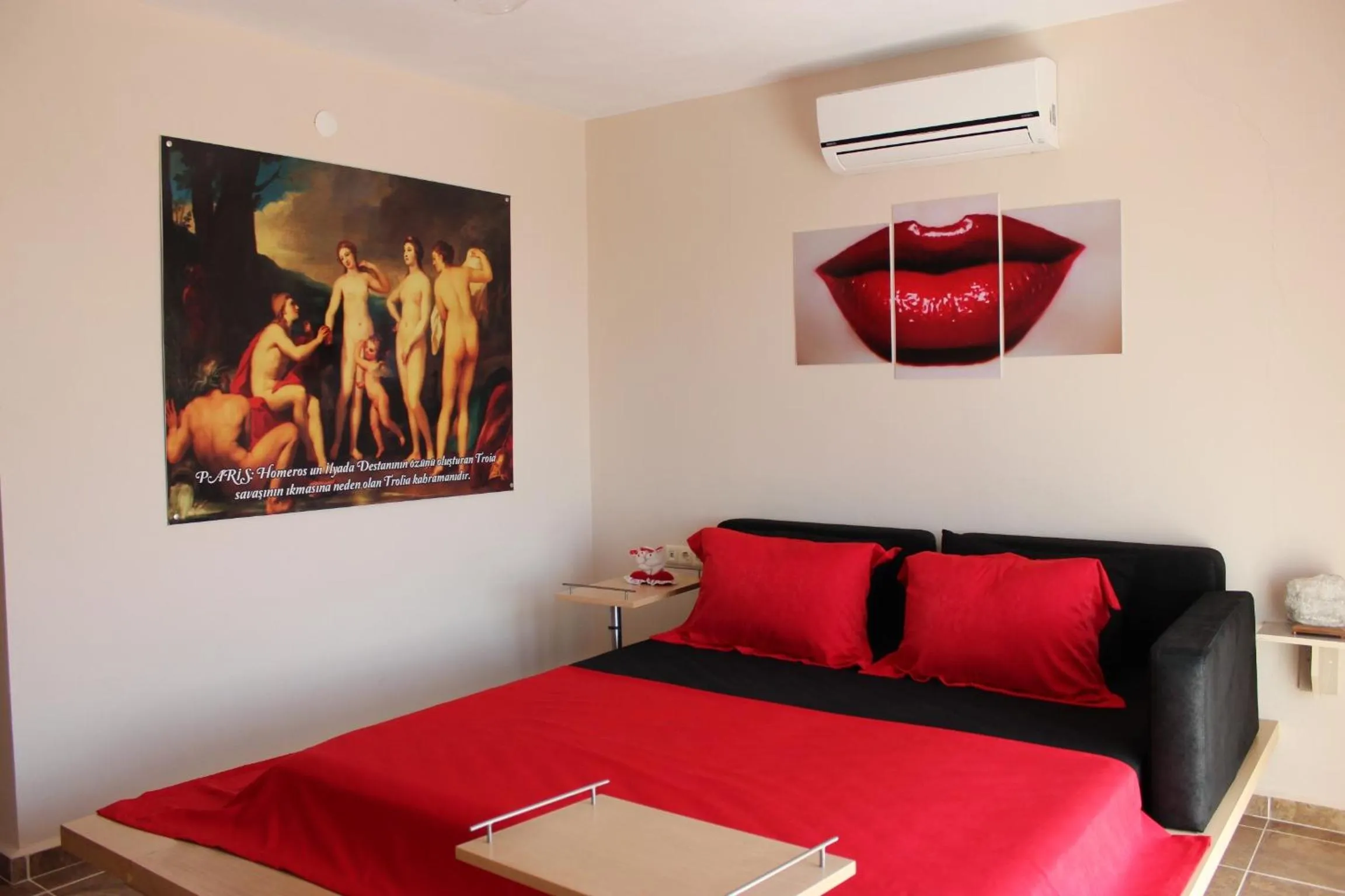 Photo of the whole room, Bed in Kazdaglari Ida Natura Bungalov Hotel