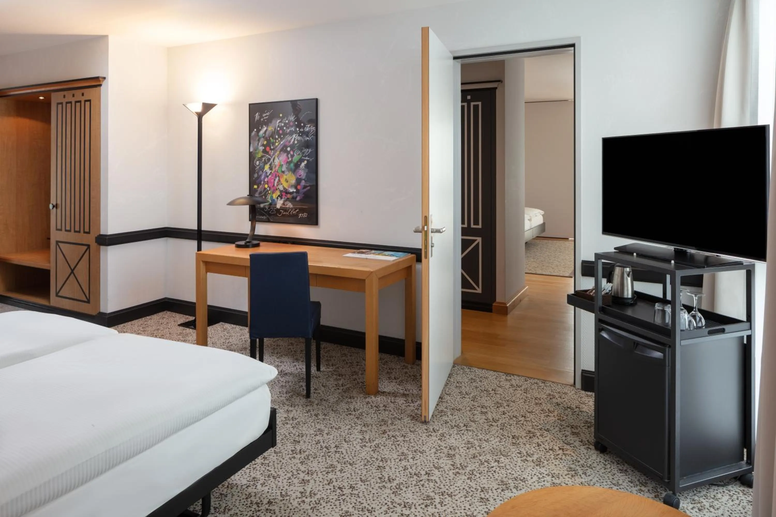 Photo of the whole room, Bed in Hotel Baslertor