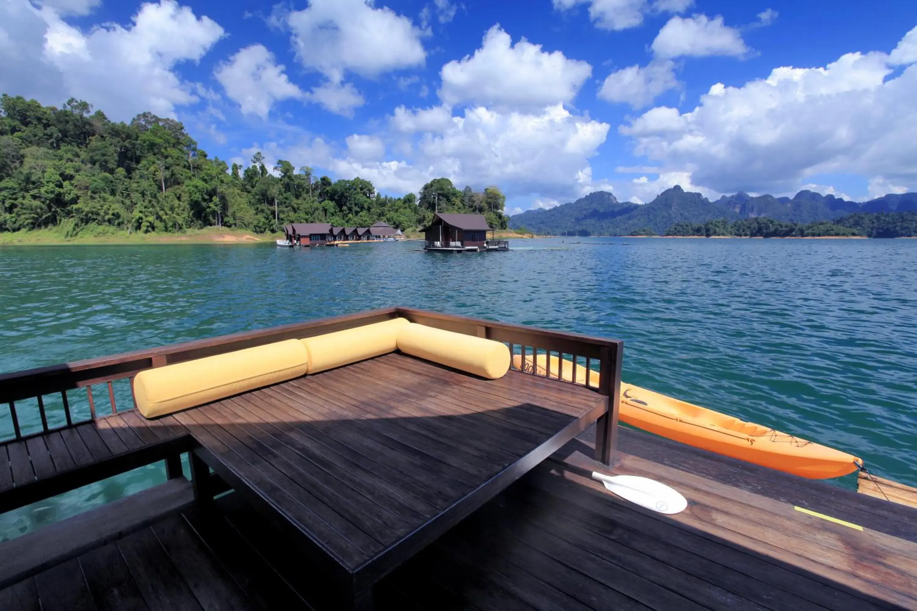 Lake view in 500 Rai Floating Resort Lake view in 500 Rai Floating Resort