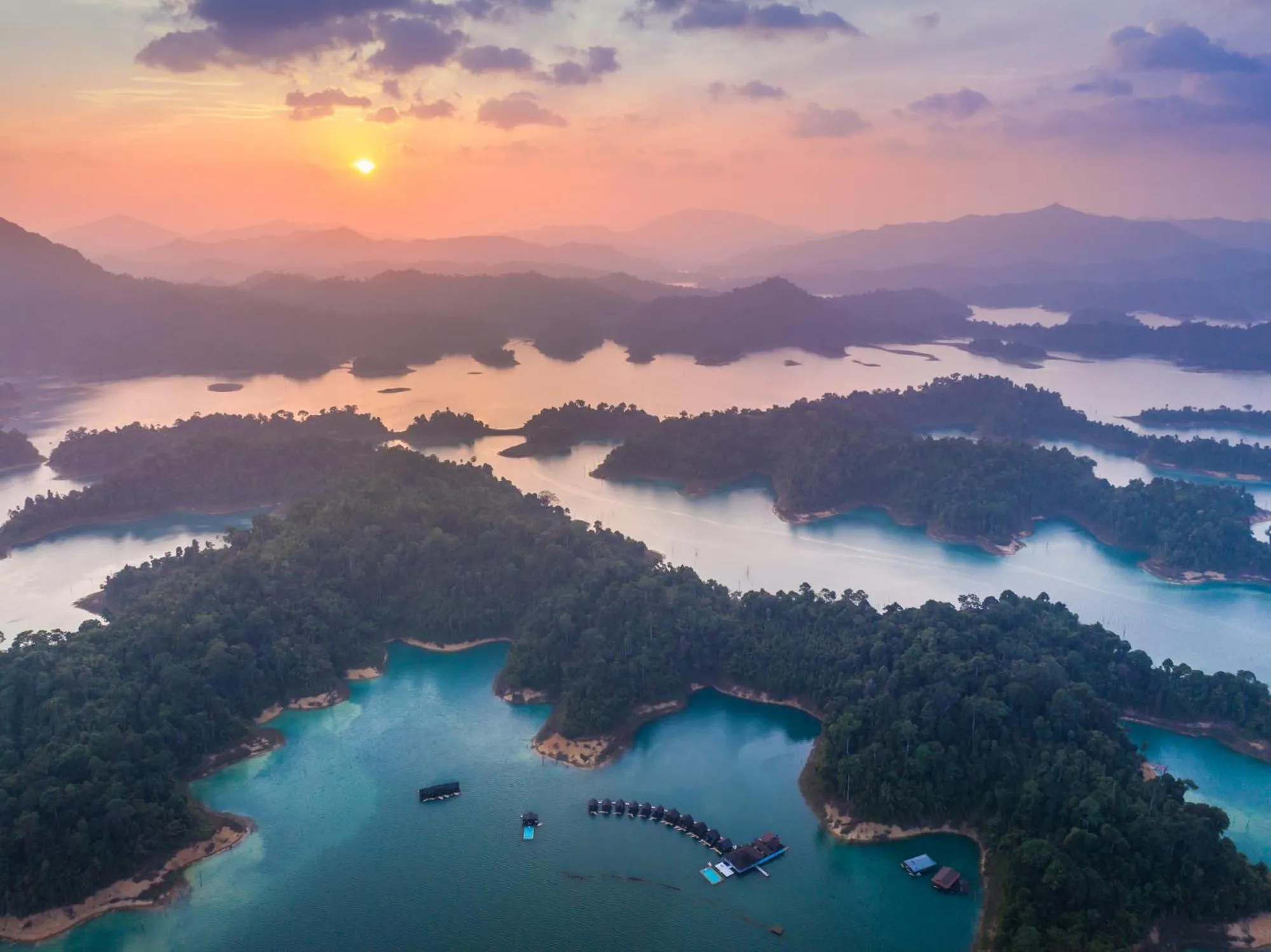 Day in 500 Rai Floating Resort