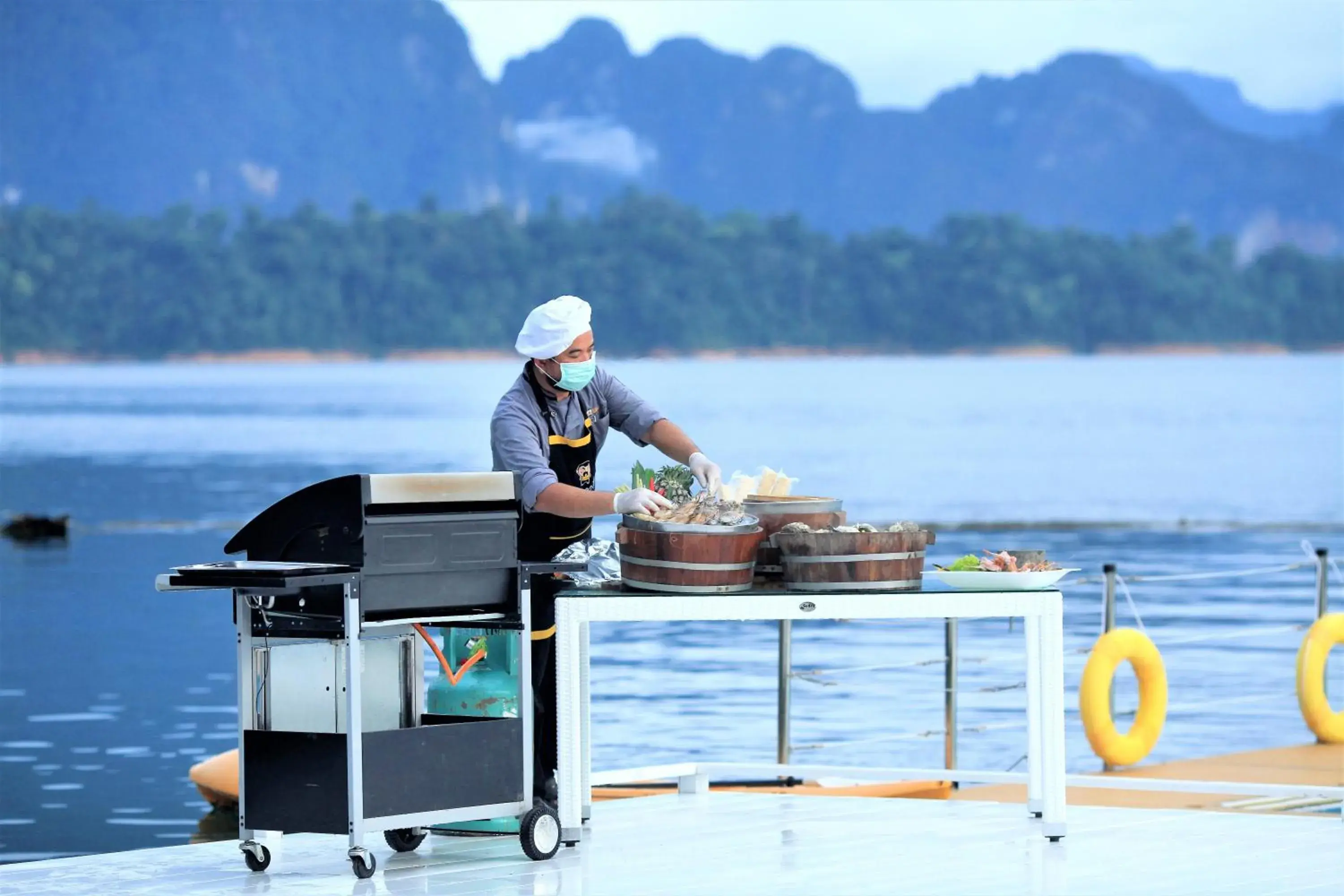 Restaurant/places to eat in 500 Rai Floating Resort Restaurant/places to eat in 500 Rai Floating Resort
