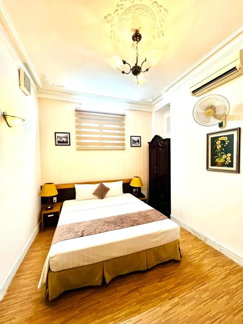 Bedroom, Bed in Hanoi Win Hotel & Travel