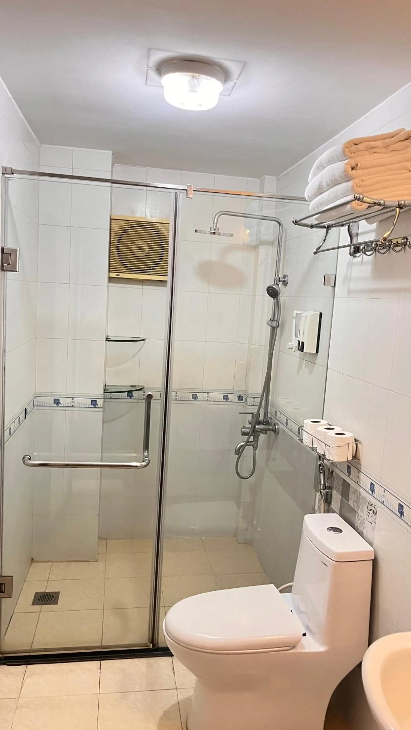 Shower in Hanoi Win Hotel & Travel