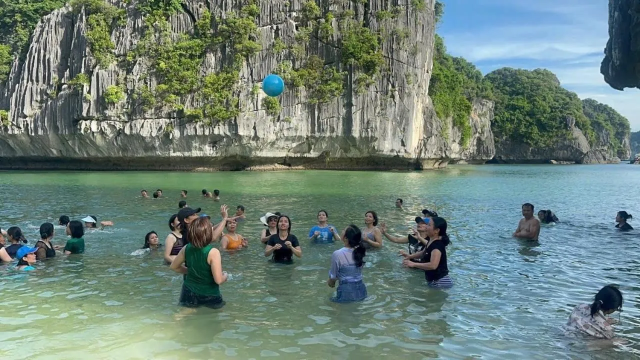 Nearby landmark in Hanoi Win Hotel & Travel