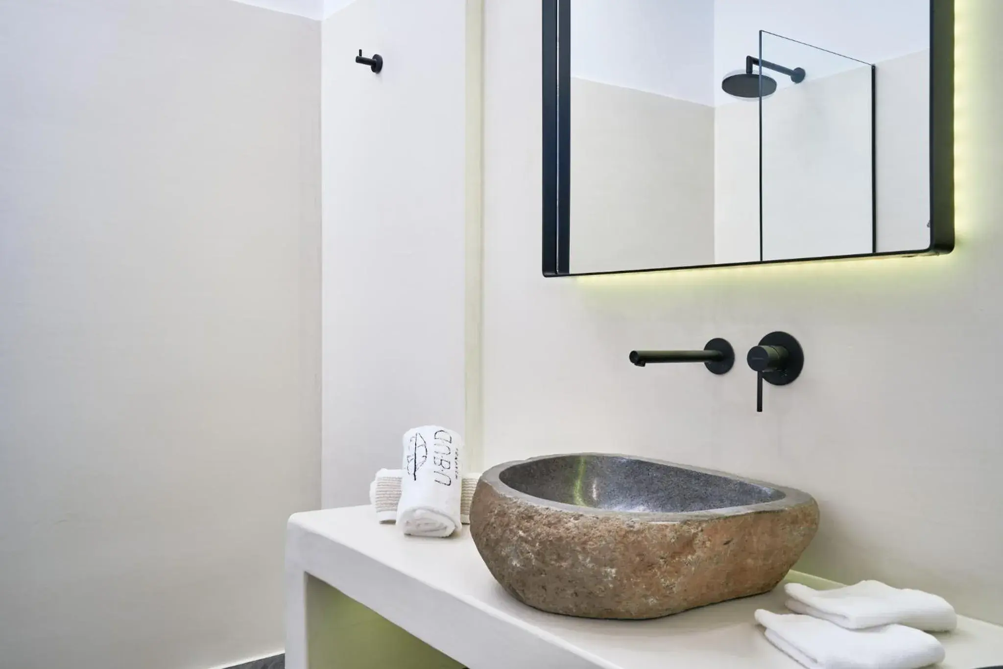 Bathroom in Ubud Mykonos Bathroom in Ubud Mykonos