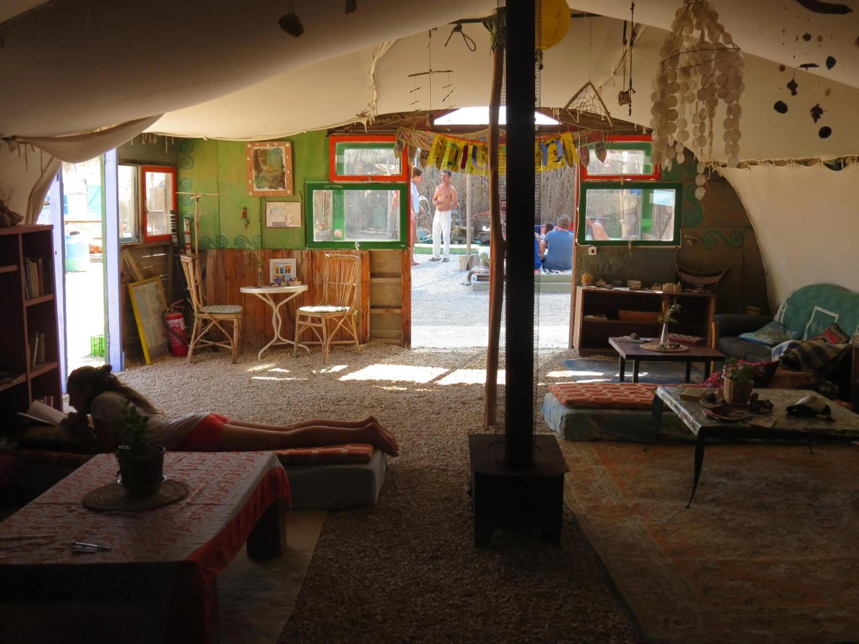 Communal lounge/ TV room in Silent Arrow