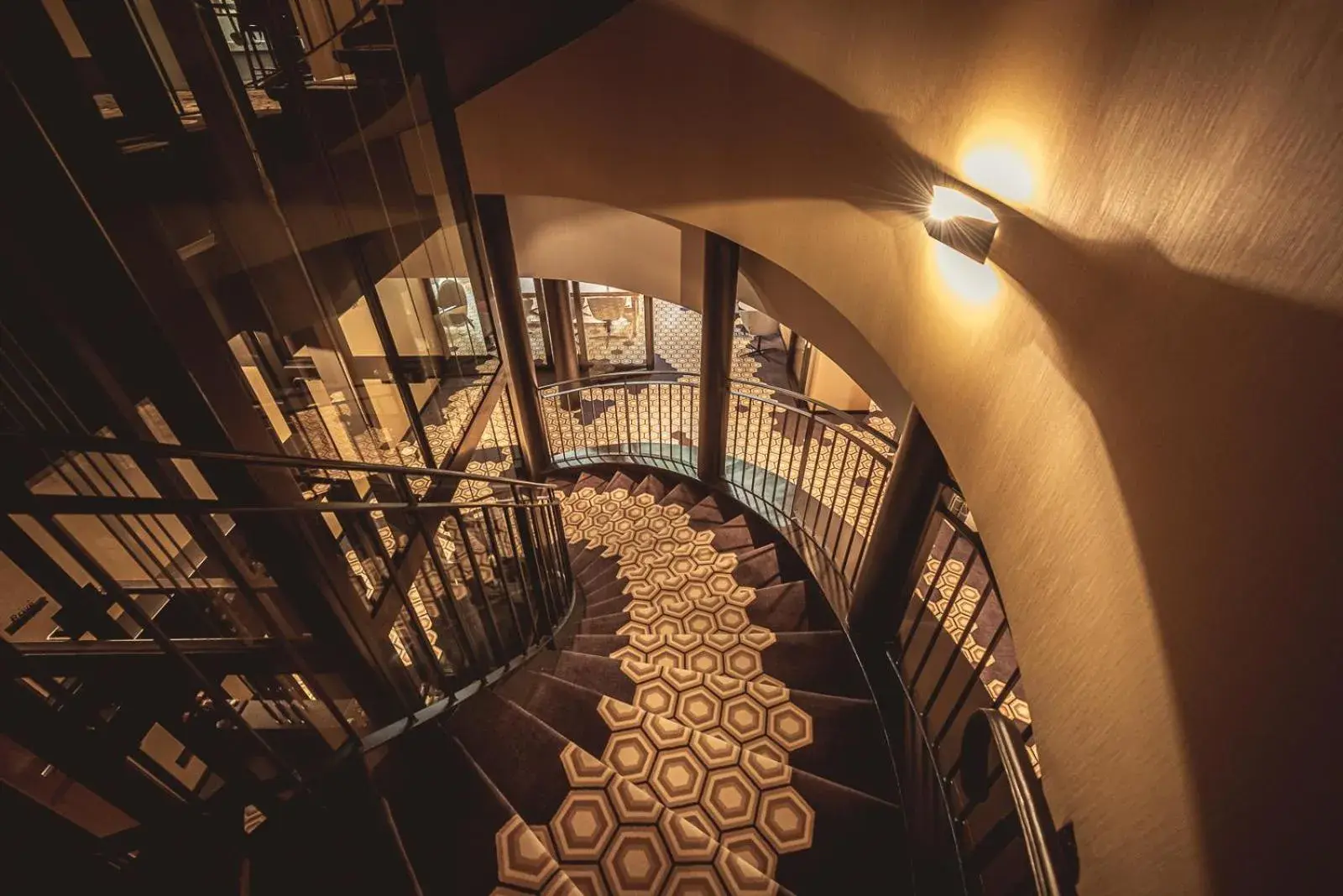 Property building in Hotel Bernina Geneva Property building in Hotel Bernina Geneva