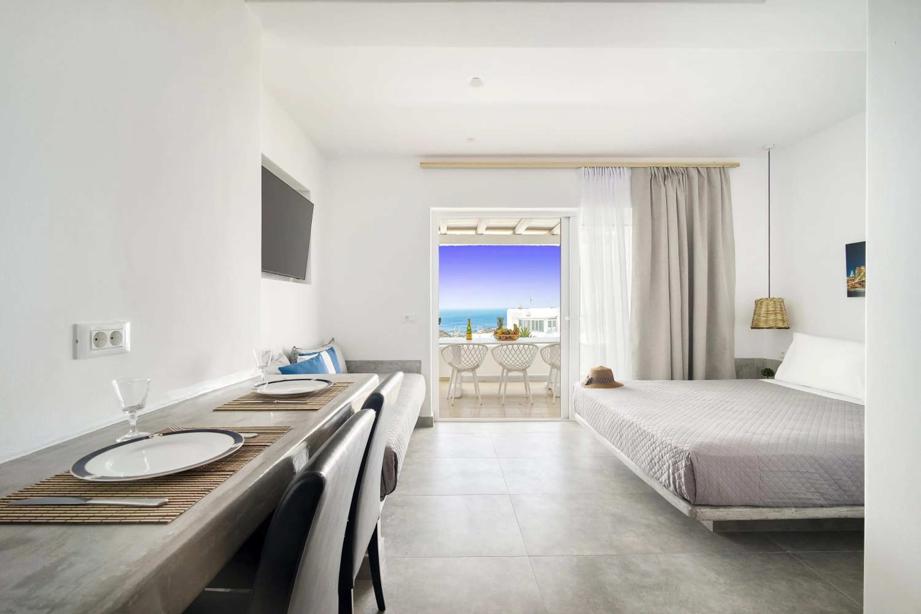 Bed in Anius Apartments