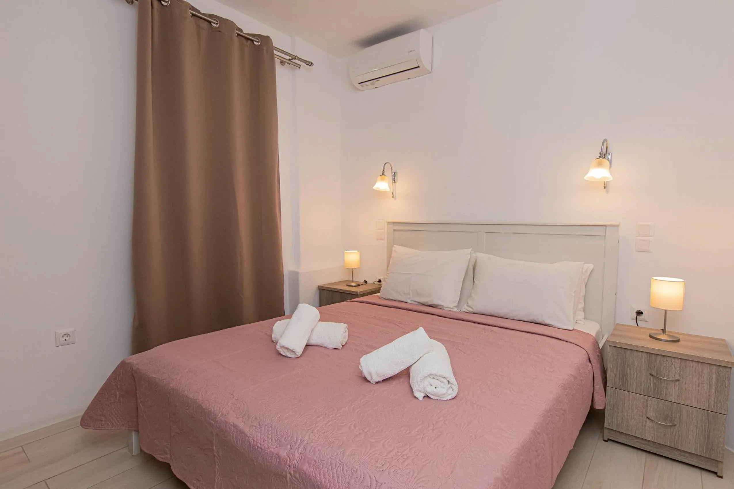 Bedroom, Bed in Anius Apartments