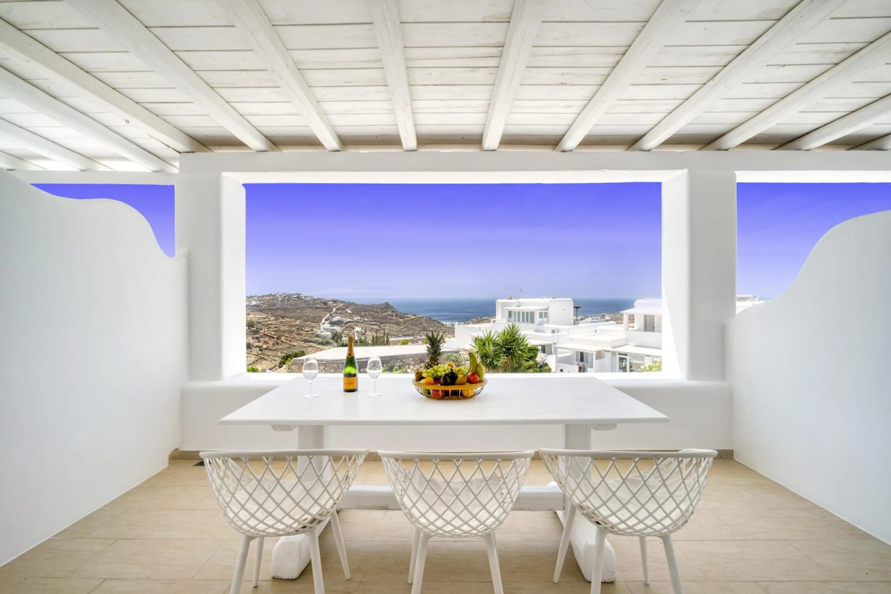 Anius Apartments