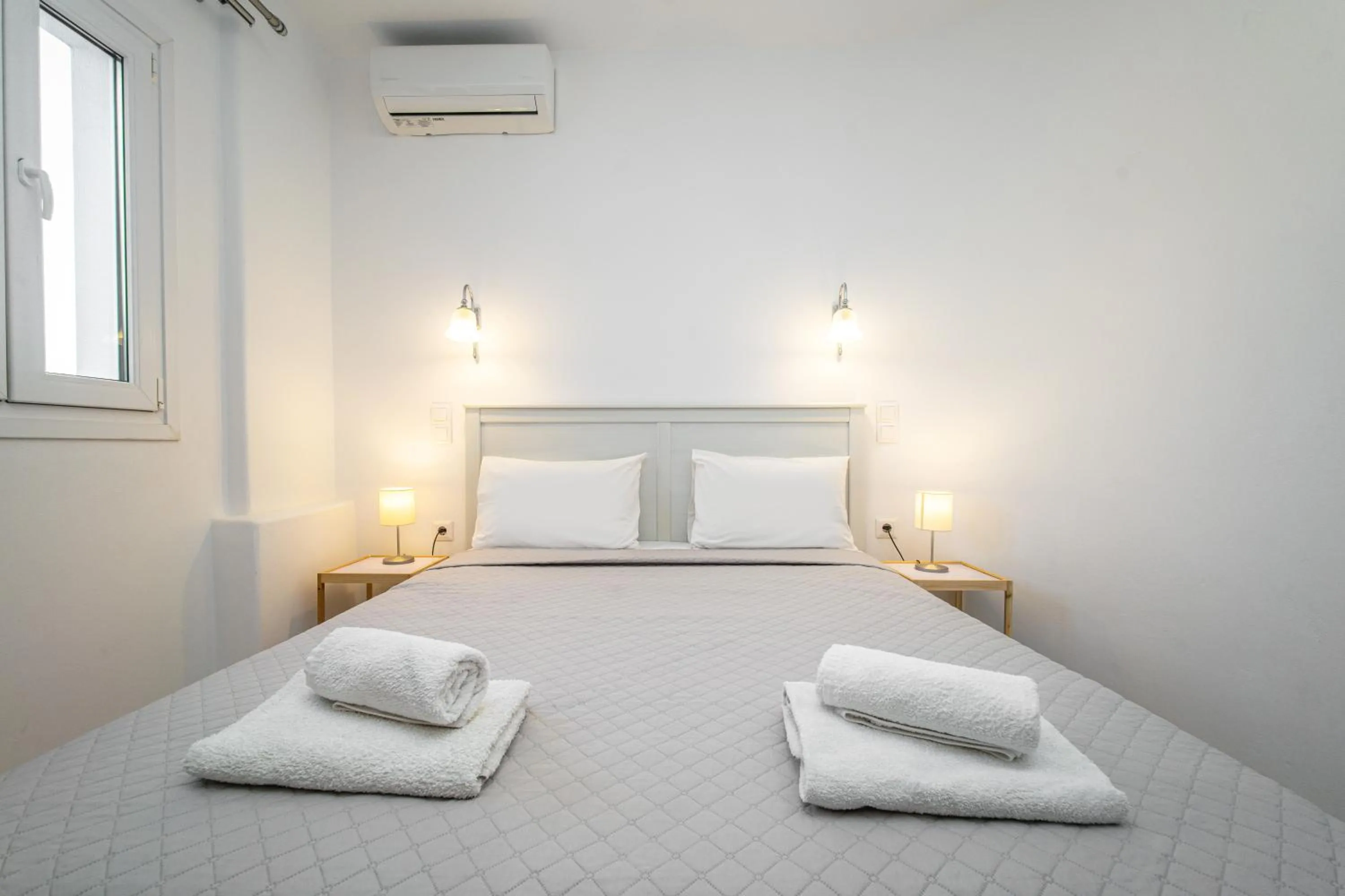 Bedroom, Bed in Anius Apartments