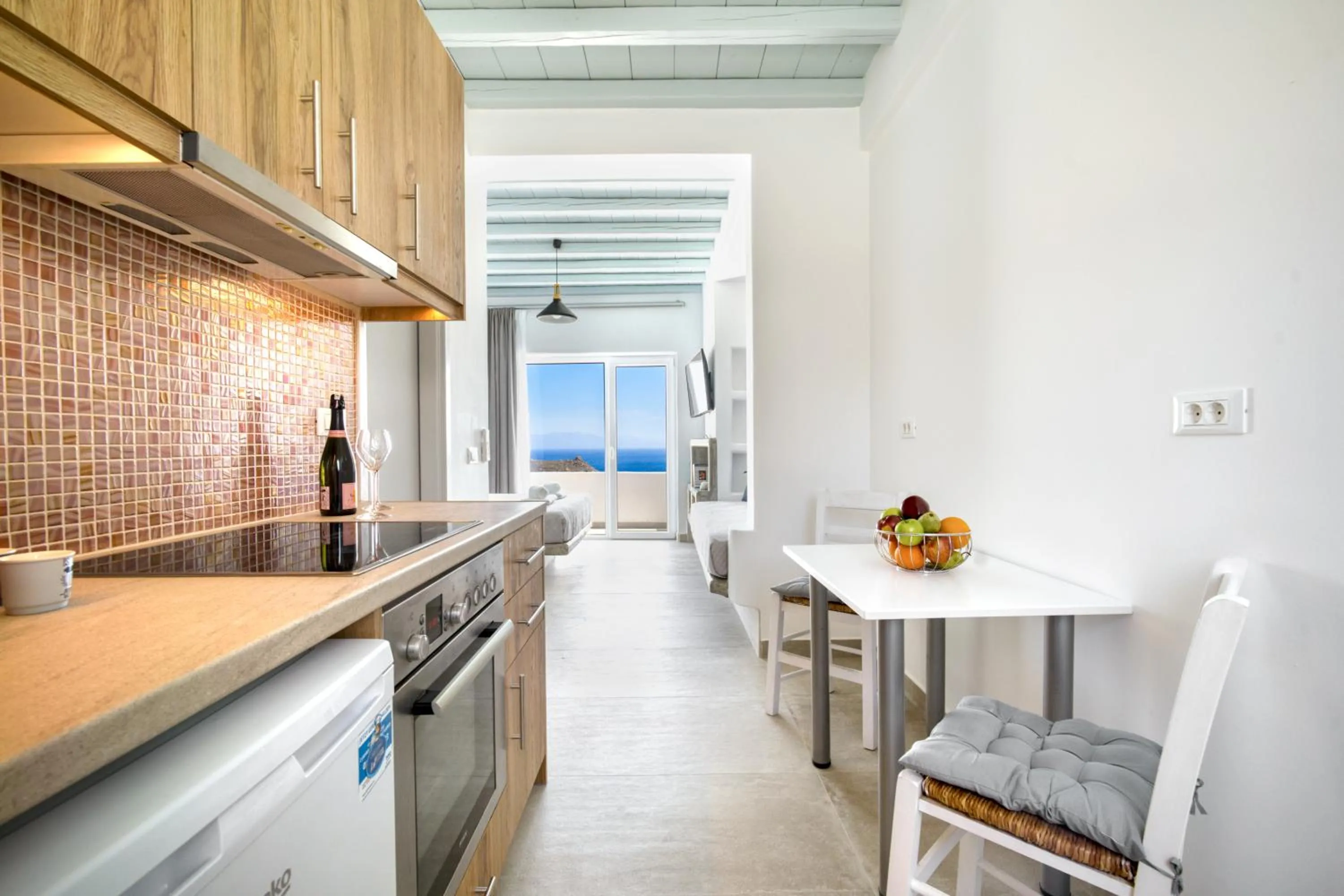 Anius Apartments