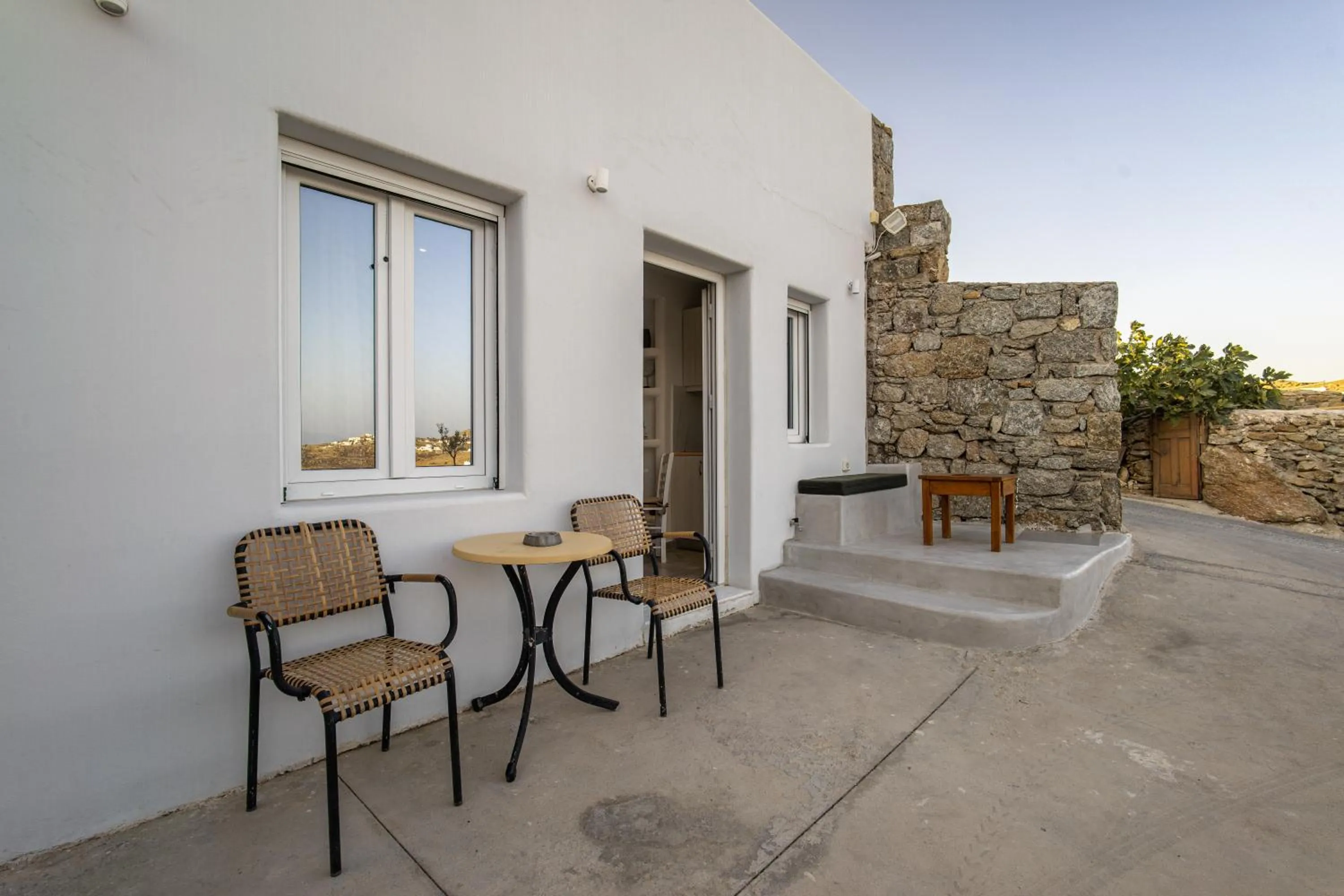 Patio in Anius Apartments
