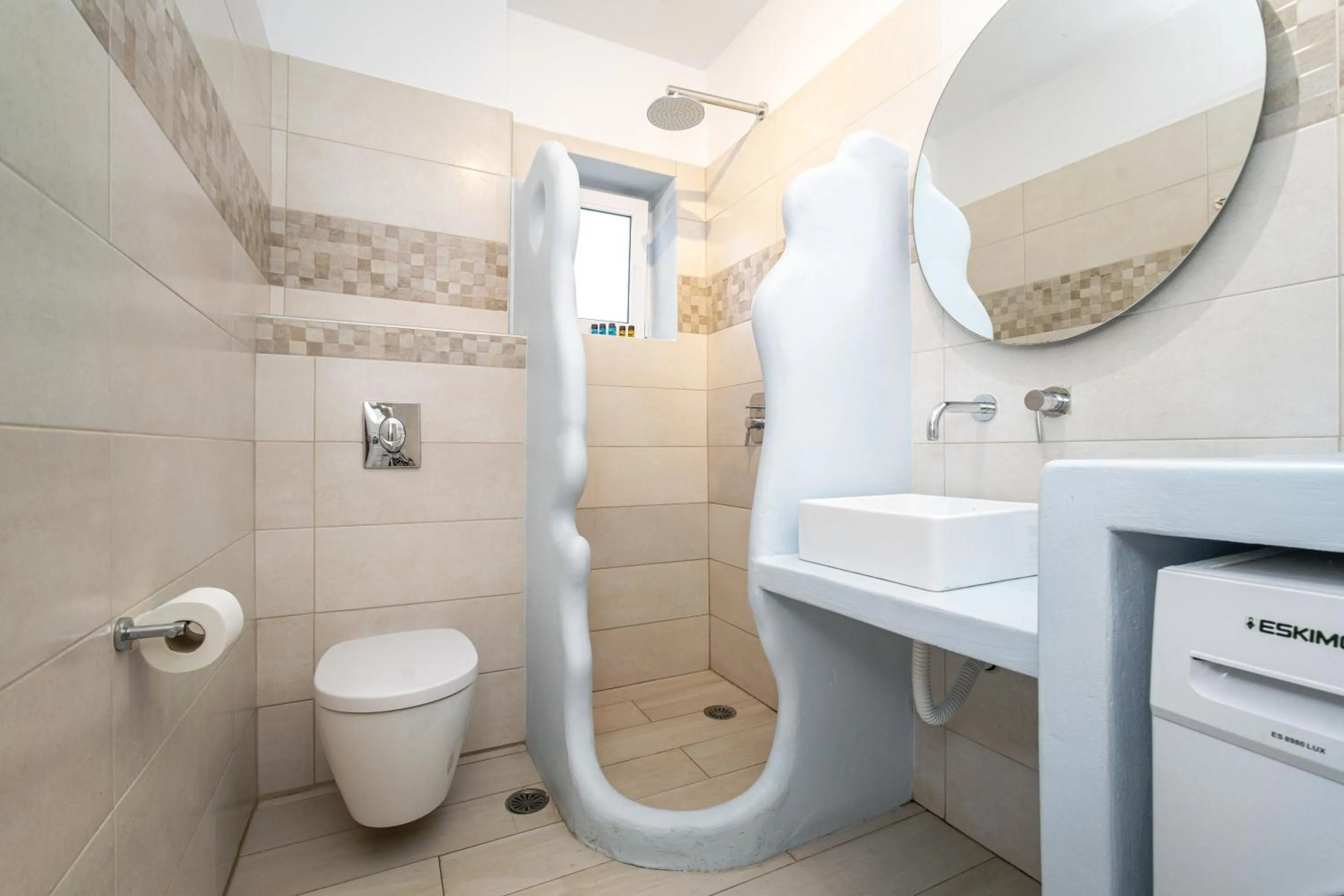 Bathroom in Anius Apartments