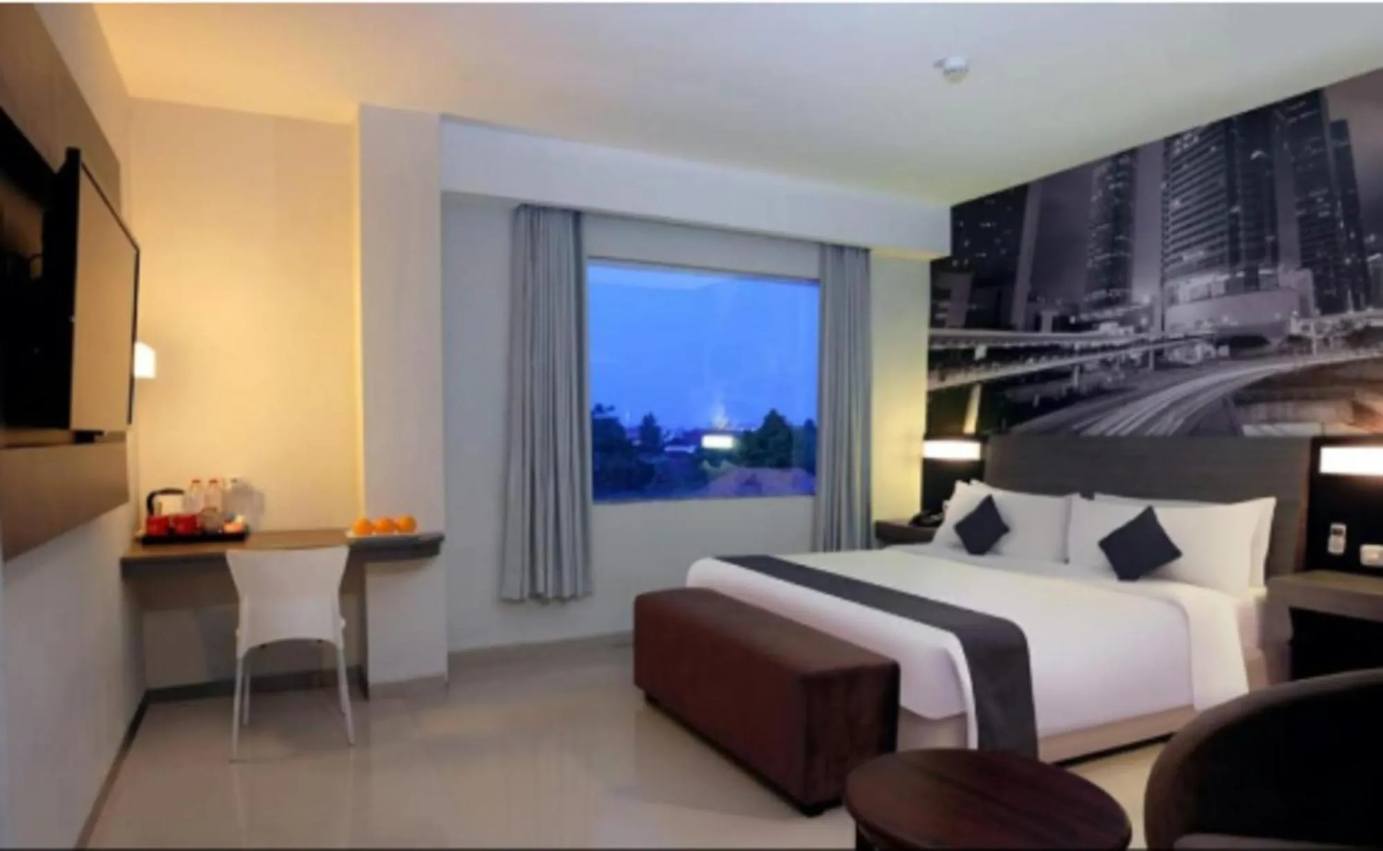 Bedroom, Bed in Hotel Neo Candi Simpang Lima - Semarang by ASTON