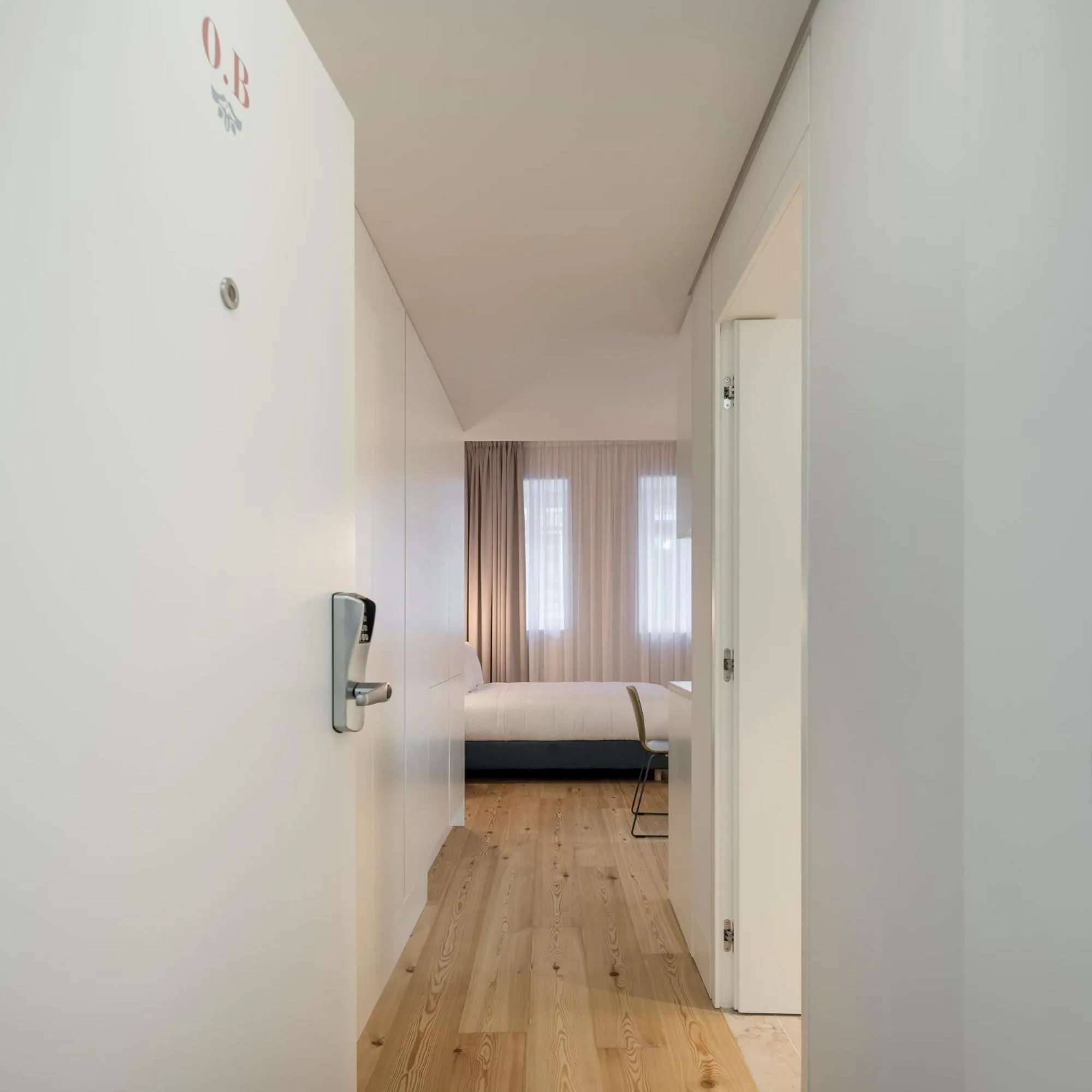 Bedroom, Bed in Lisbon Serviced Apartments - Mouraria