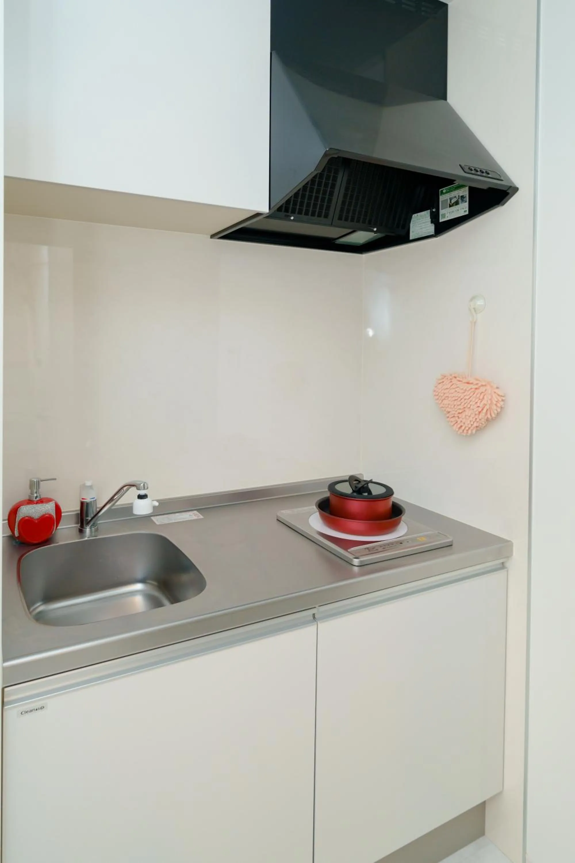 Property building in Osaka Yeon House