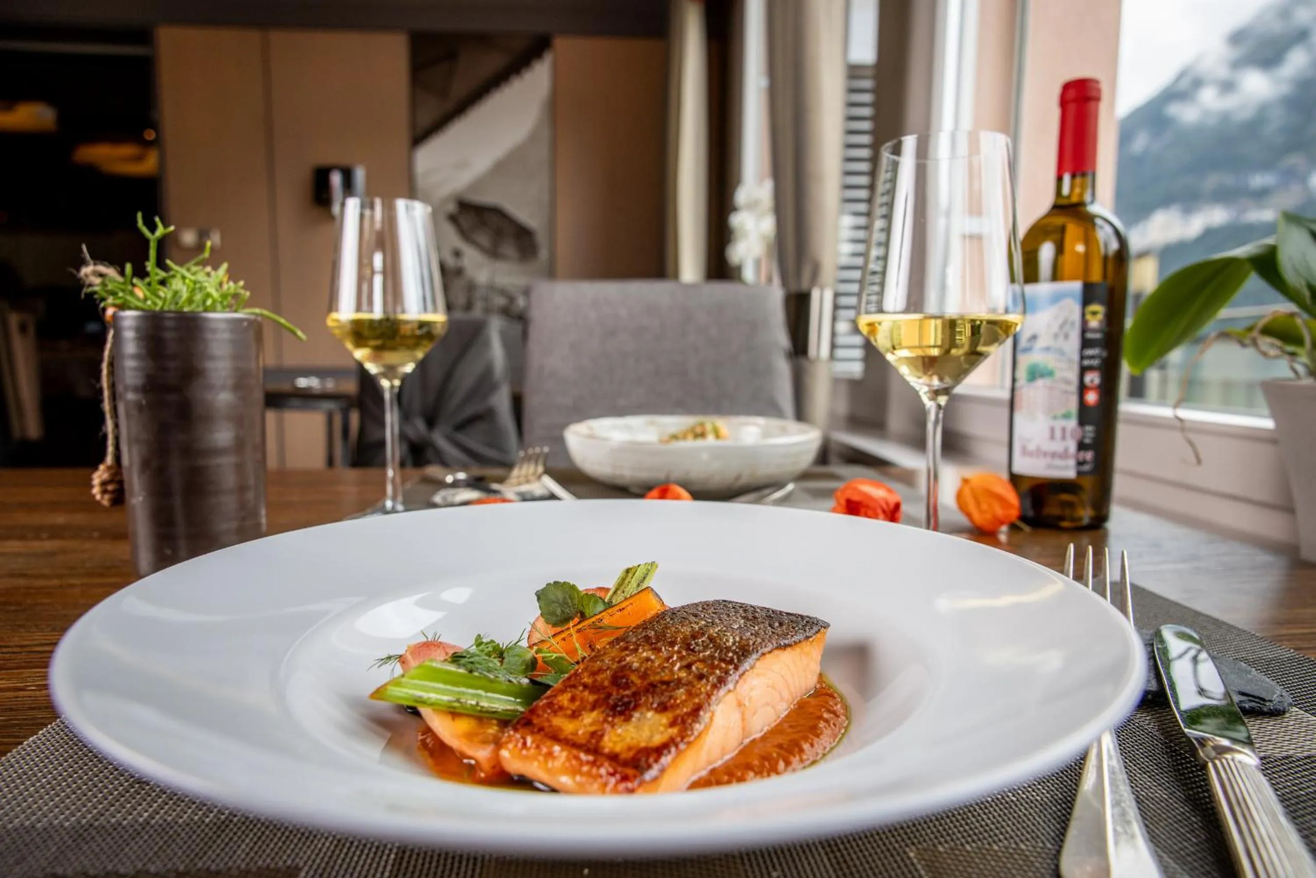 Restaurant/places to eat in Belvedere Swiss Quality Hotel