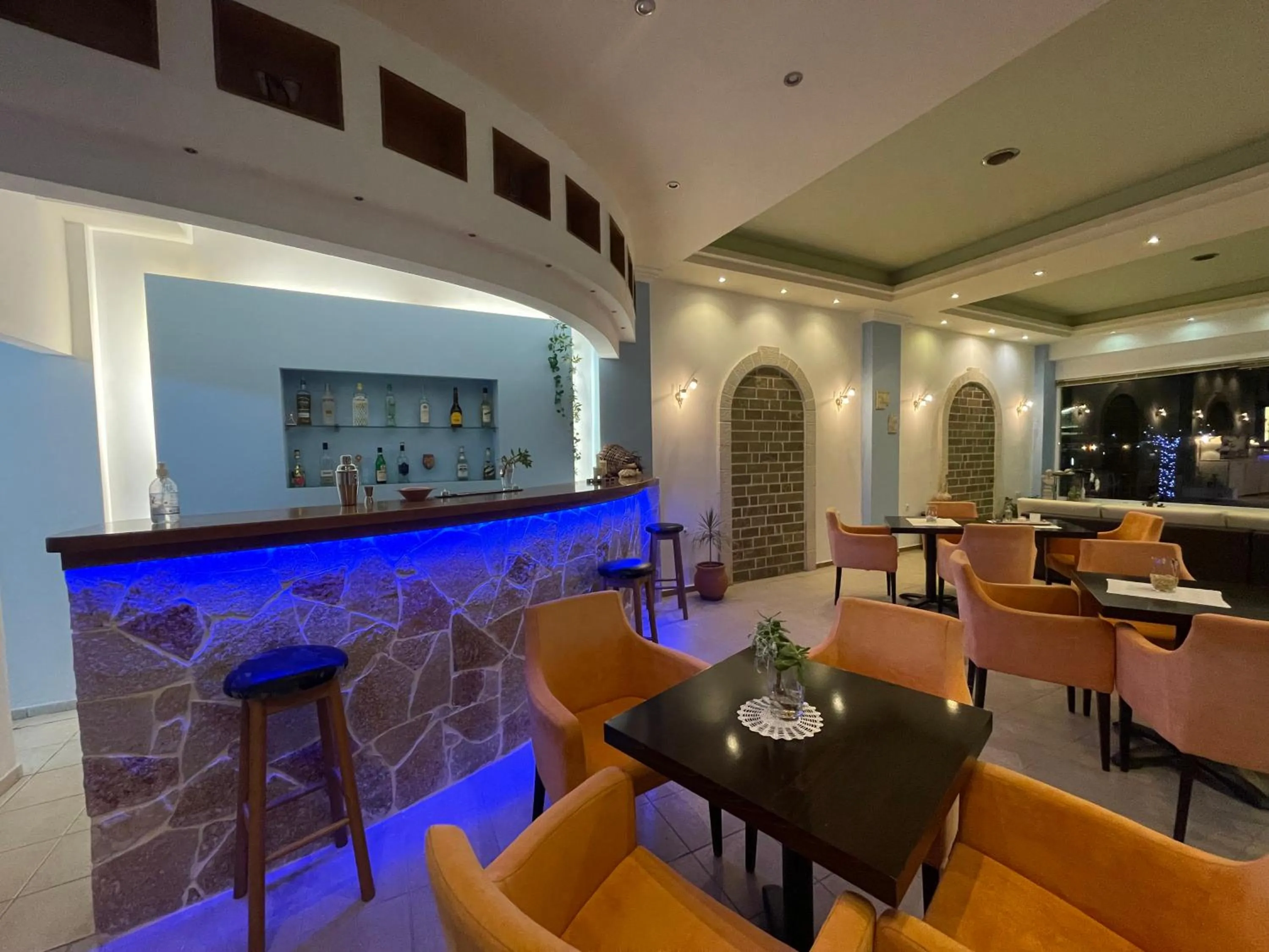 Property building in Flisvos