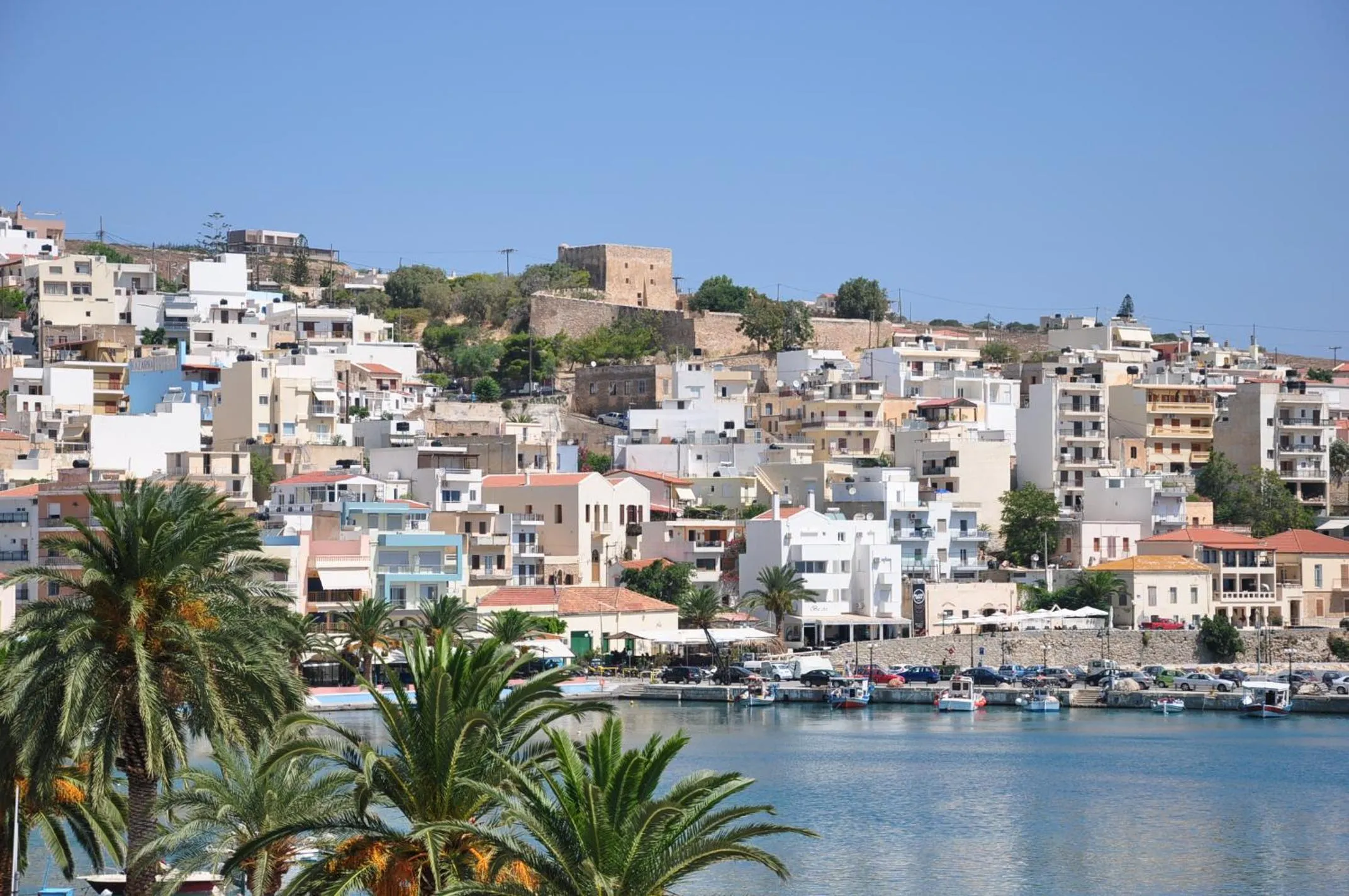 City view in Flisvos