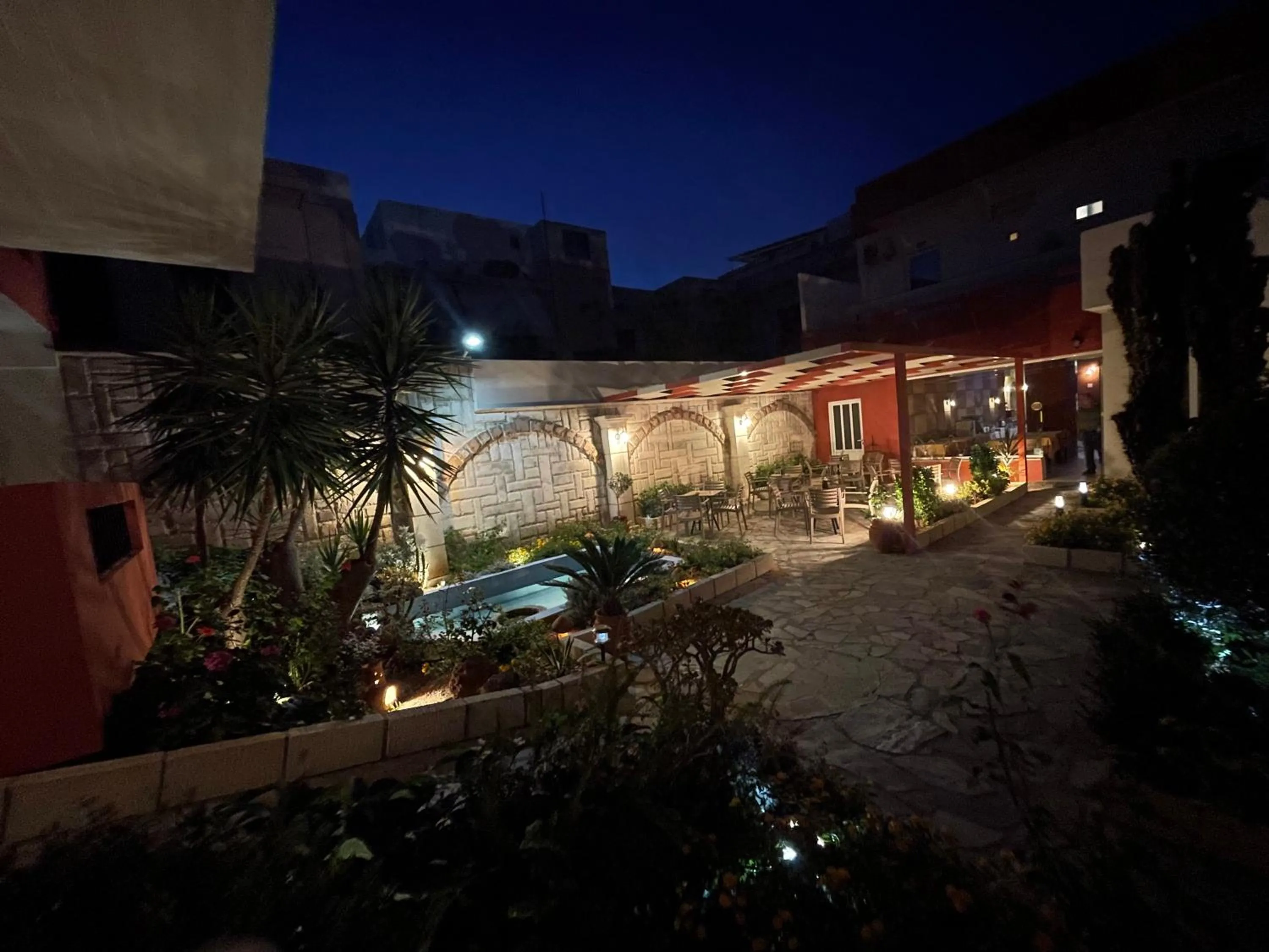 Property building in Flisvos