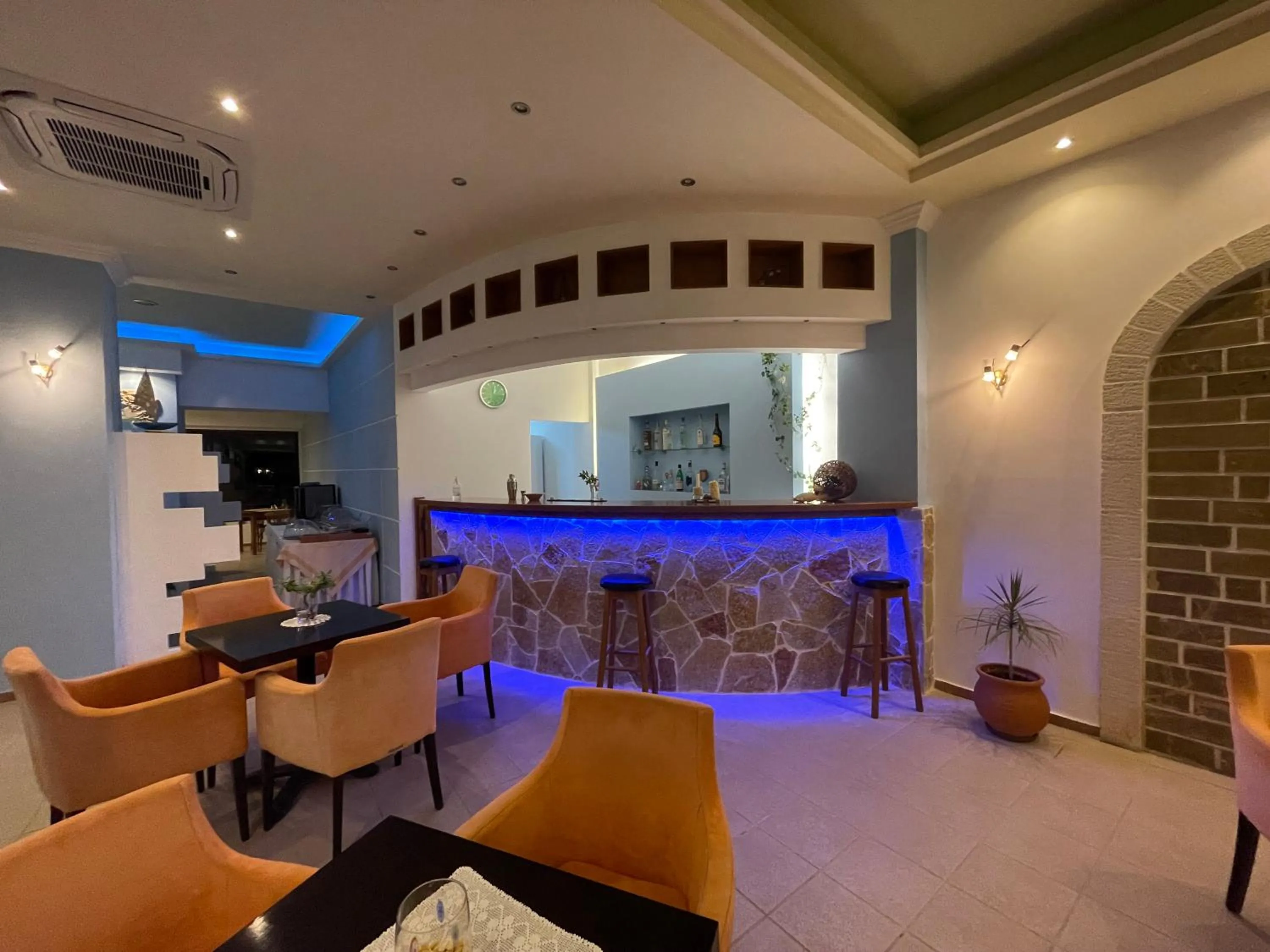 Property building in Flisvos