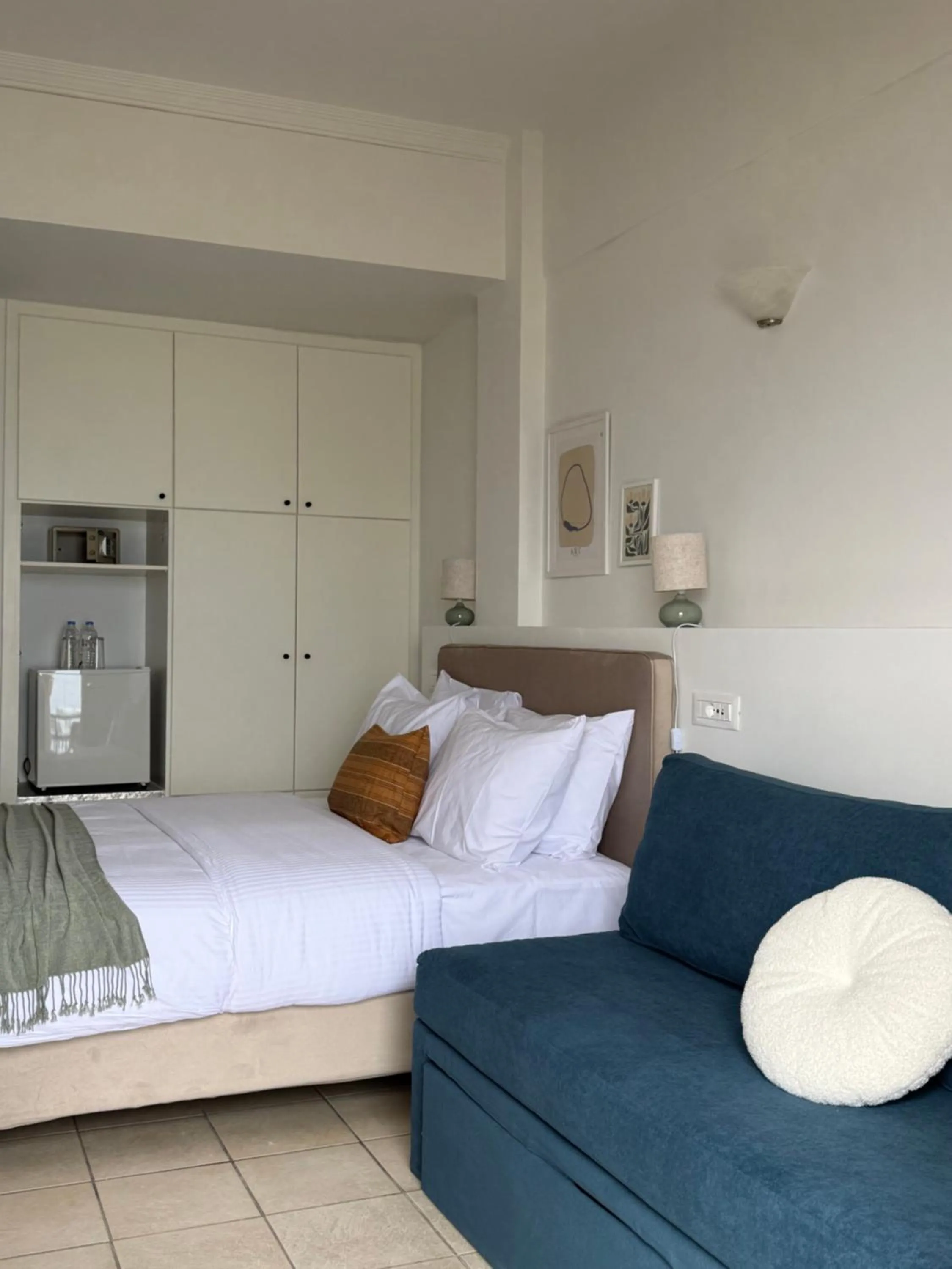 Bed in Flisvos