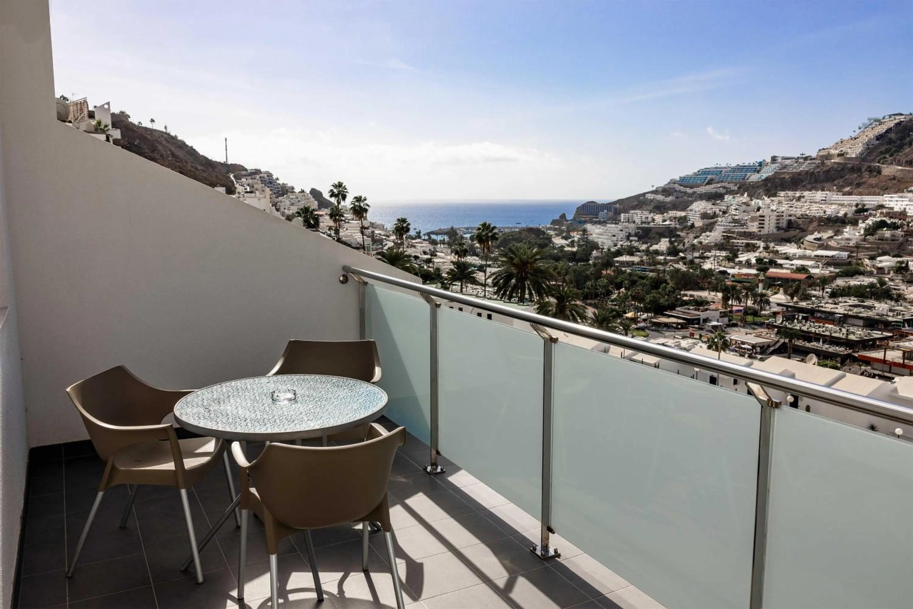 Photo of the whole room in Servatur Castillo de Sol