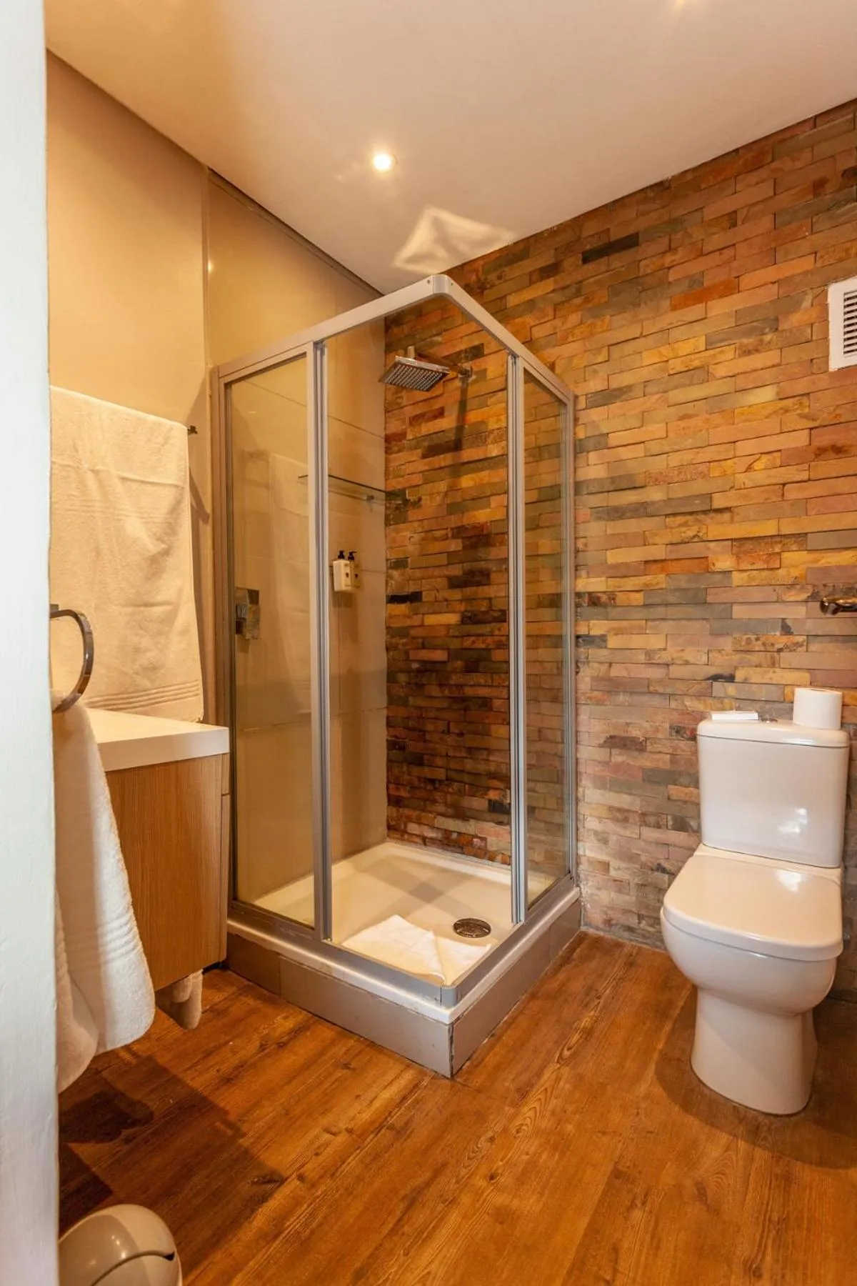 Shower in Aquila Private Game Reserve & Spa