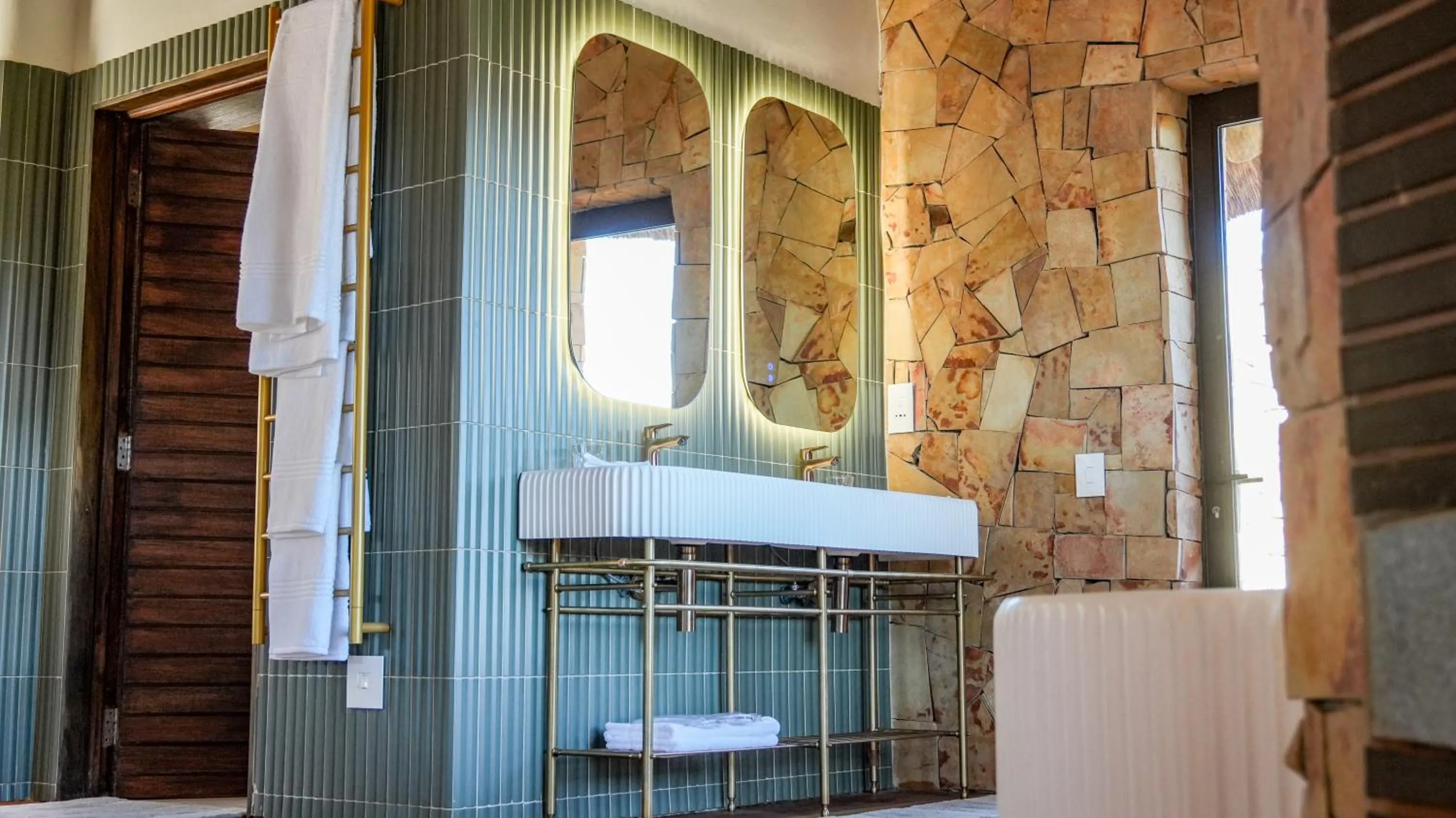 Bathroom in Aquila Private Game Reserve & Spa