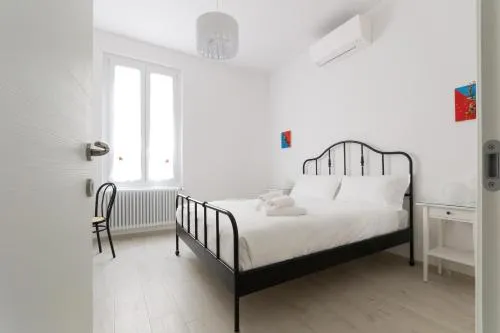 HouSmart Vicolo Bolognetti