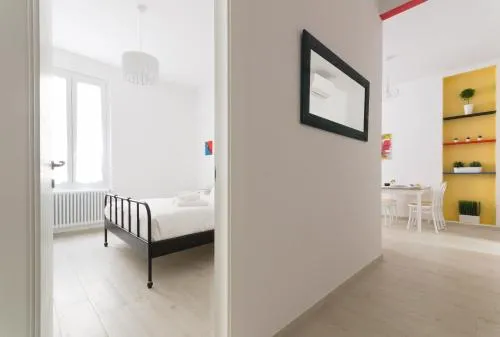 HouSmart Vicolo Bolognetti