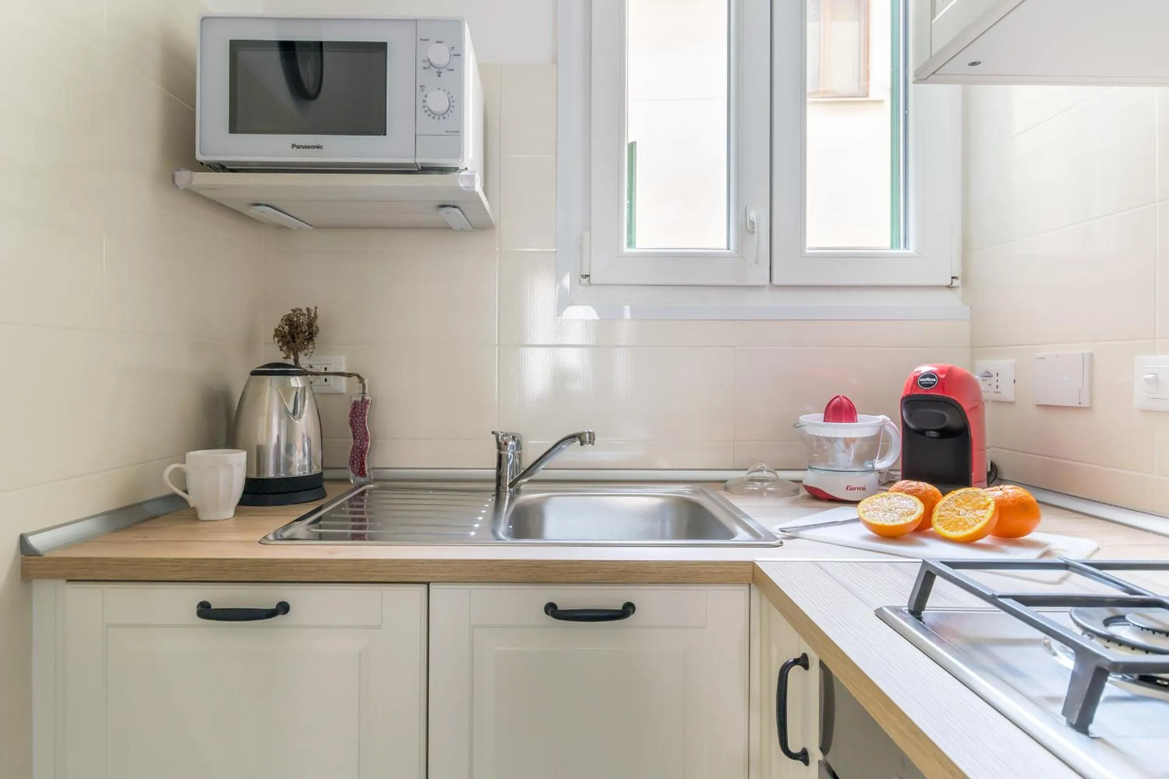 Kitchen or kitchenette in HouSmart Vicolo Bolognetti