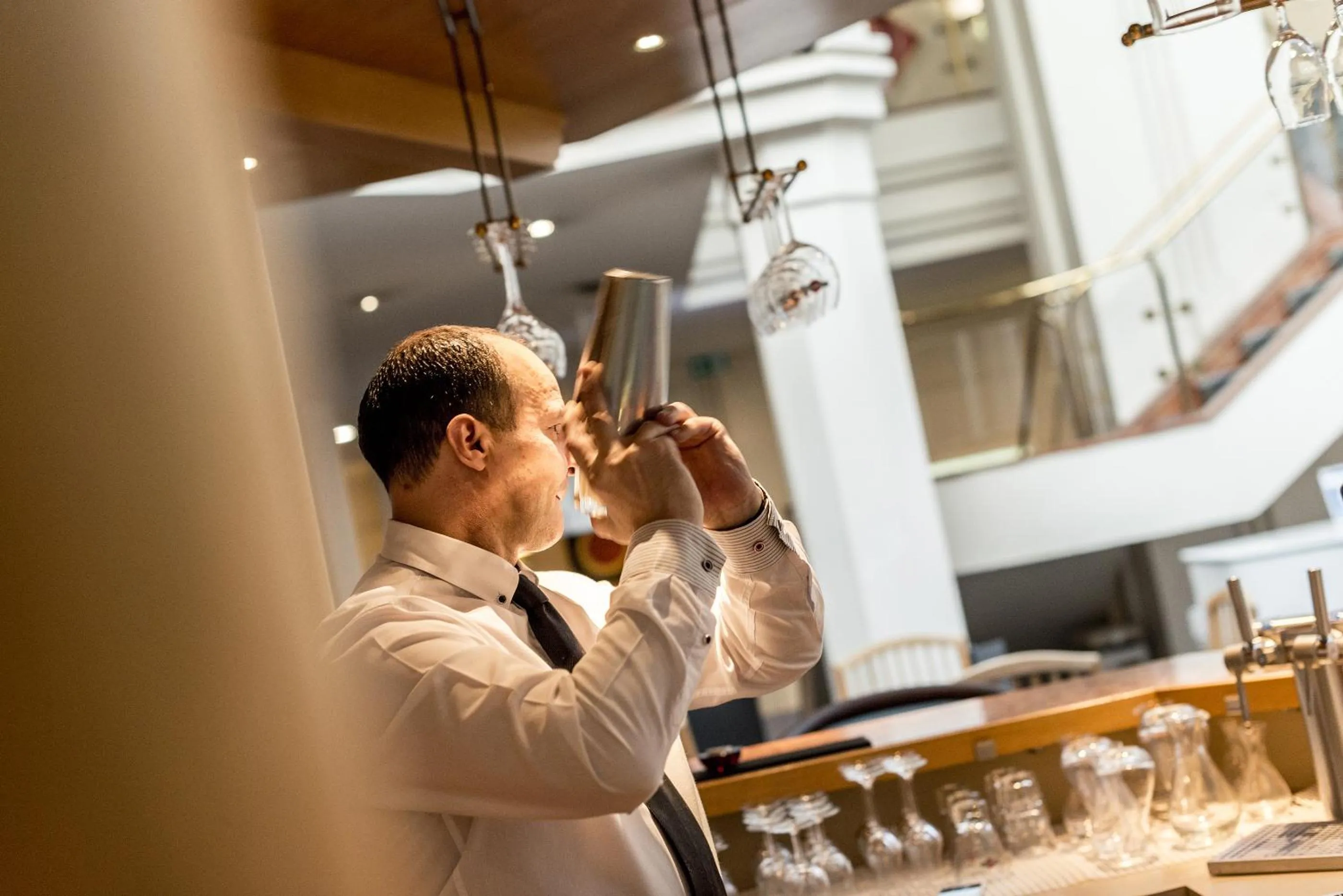 Lounge or bar in Hotel Metropole Interlaken