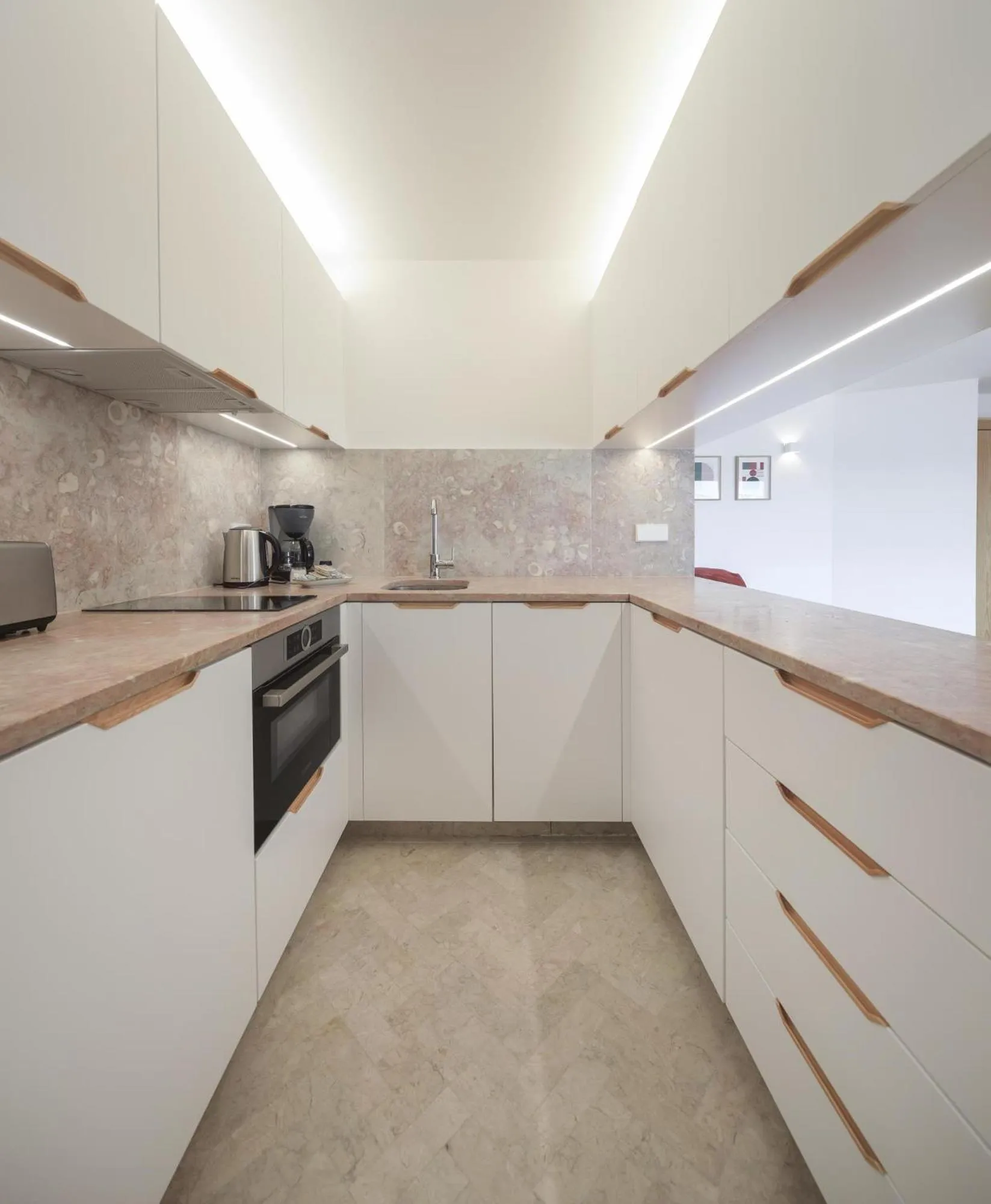 Kitchen or kitchenette in Lisbon Serviced Apartments - Principe Real