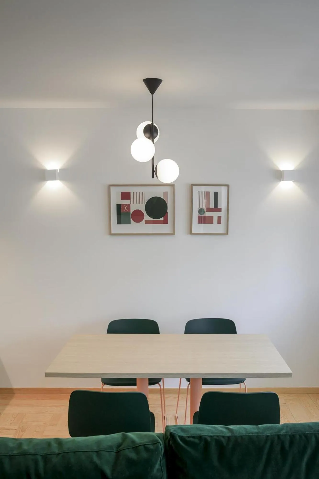 Dining area in Lisbon Serviced Apartments - Principe Real