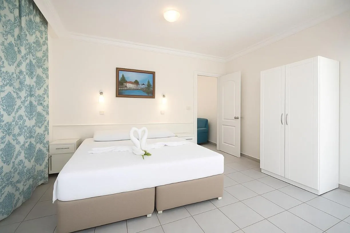 Photo of the whole room, Bed in Sen Apart