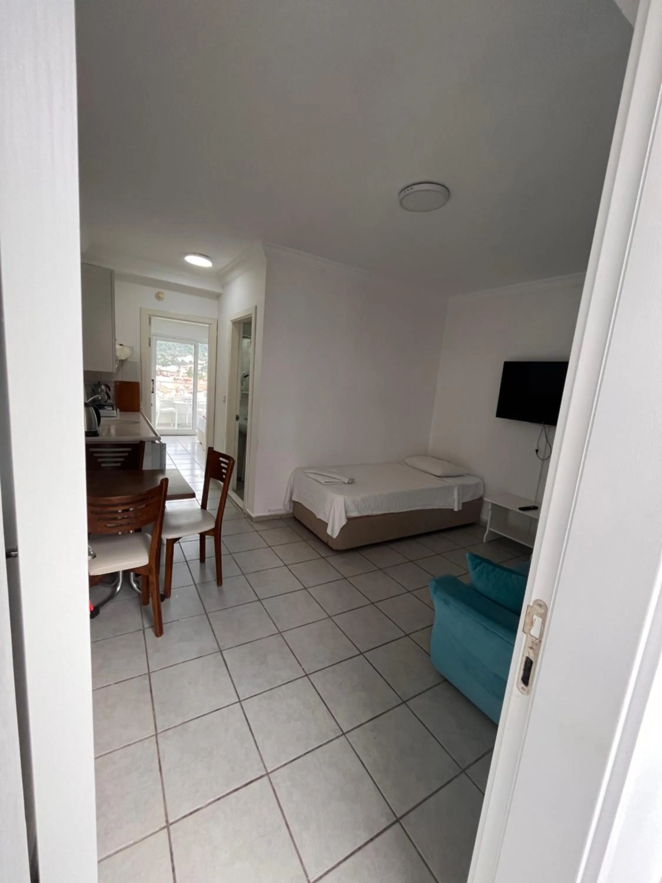 Living room, Bed in Sen Apart