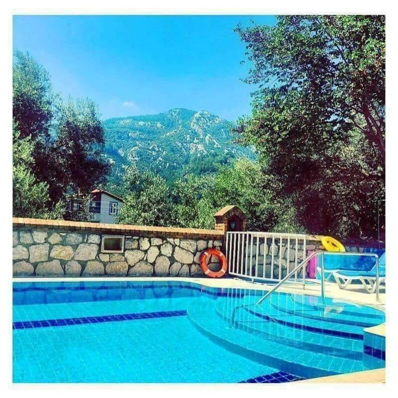 Swimming pool in Sen Apart