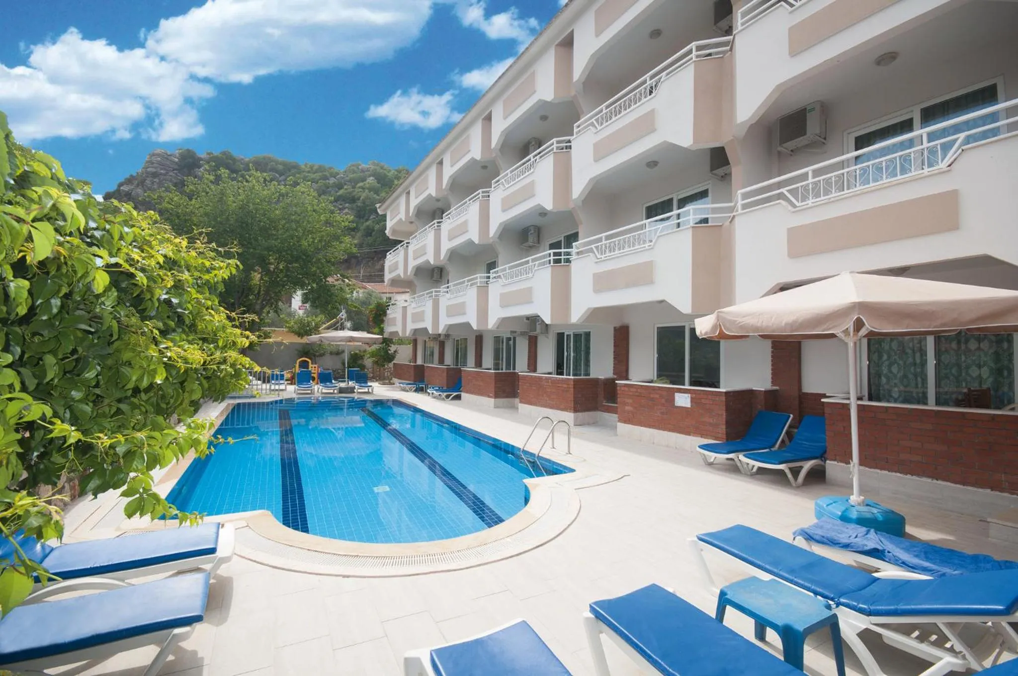 Swimming pool in Sen Apart