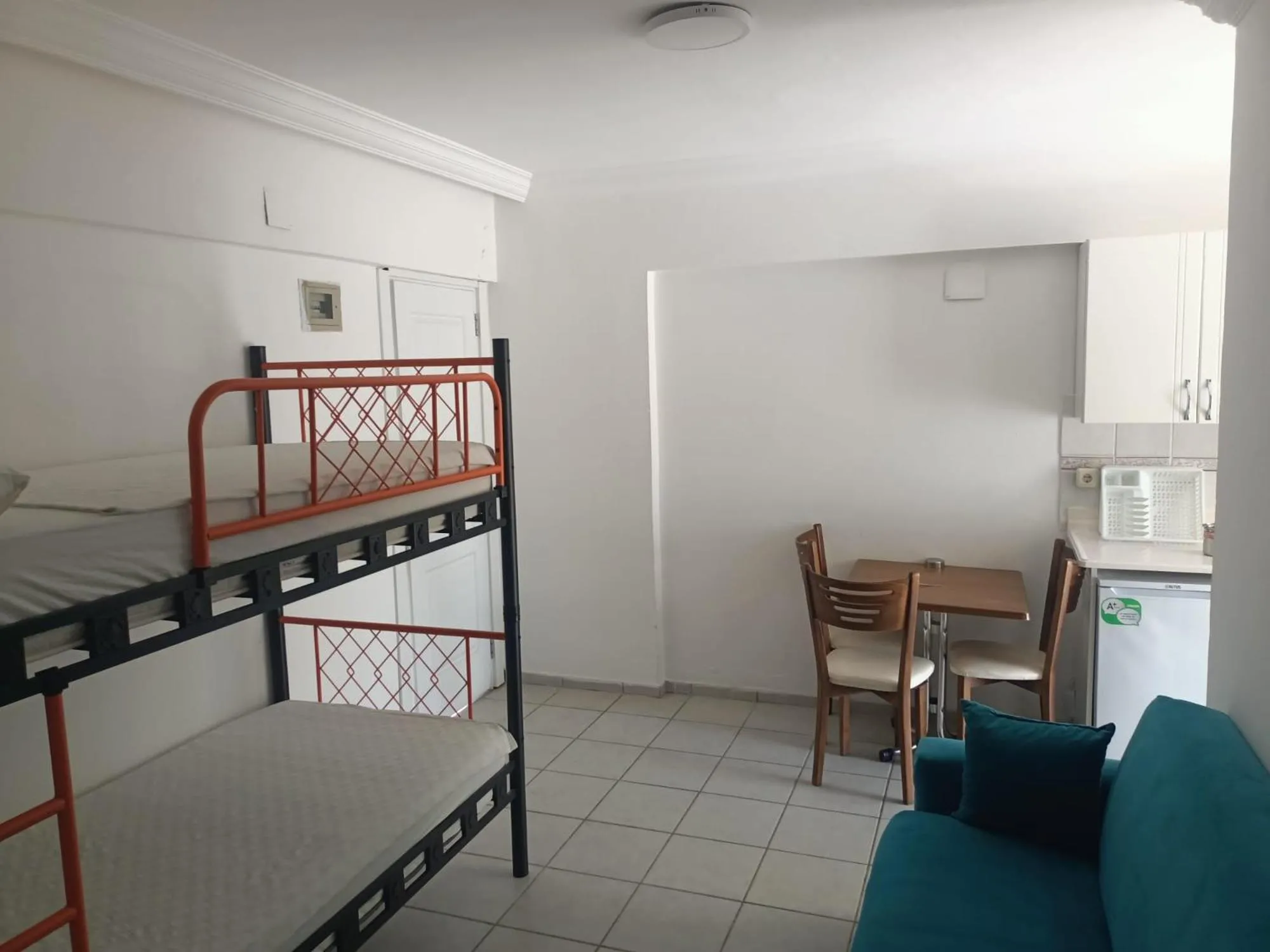 Living room, Bed in Sen Apart