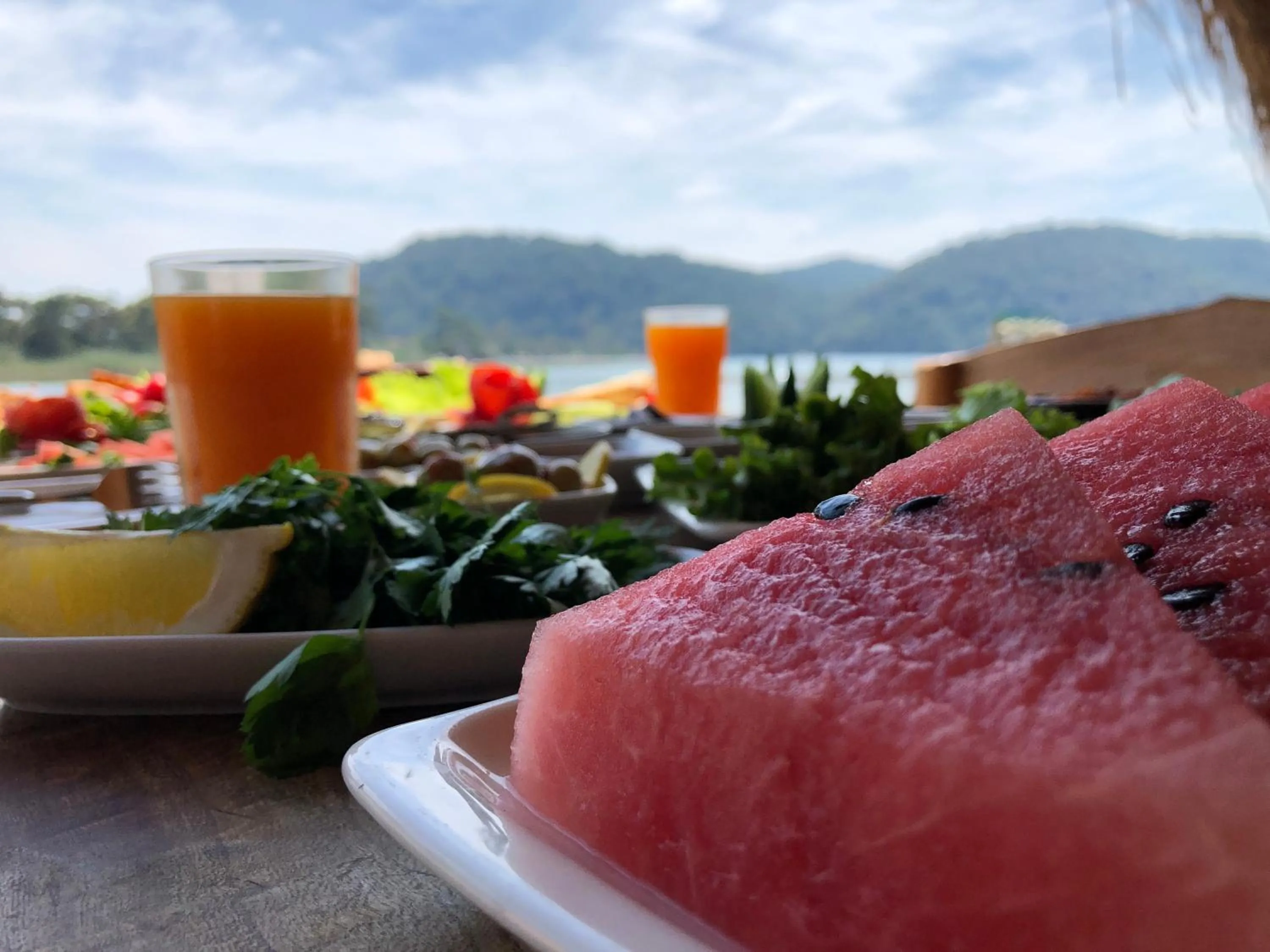 Food and drinks in Green Pine Bungalows & Beach Luxury Concept