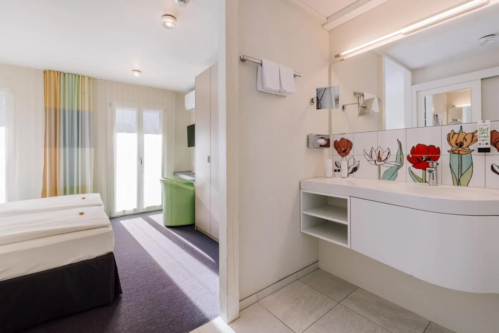 Bed in Stella Swiss Quality Hotel